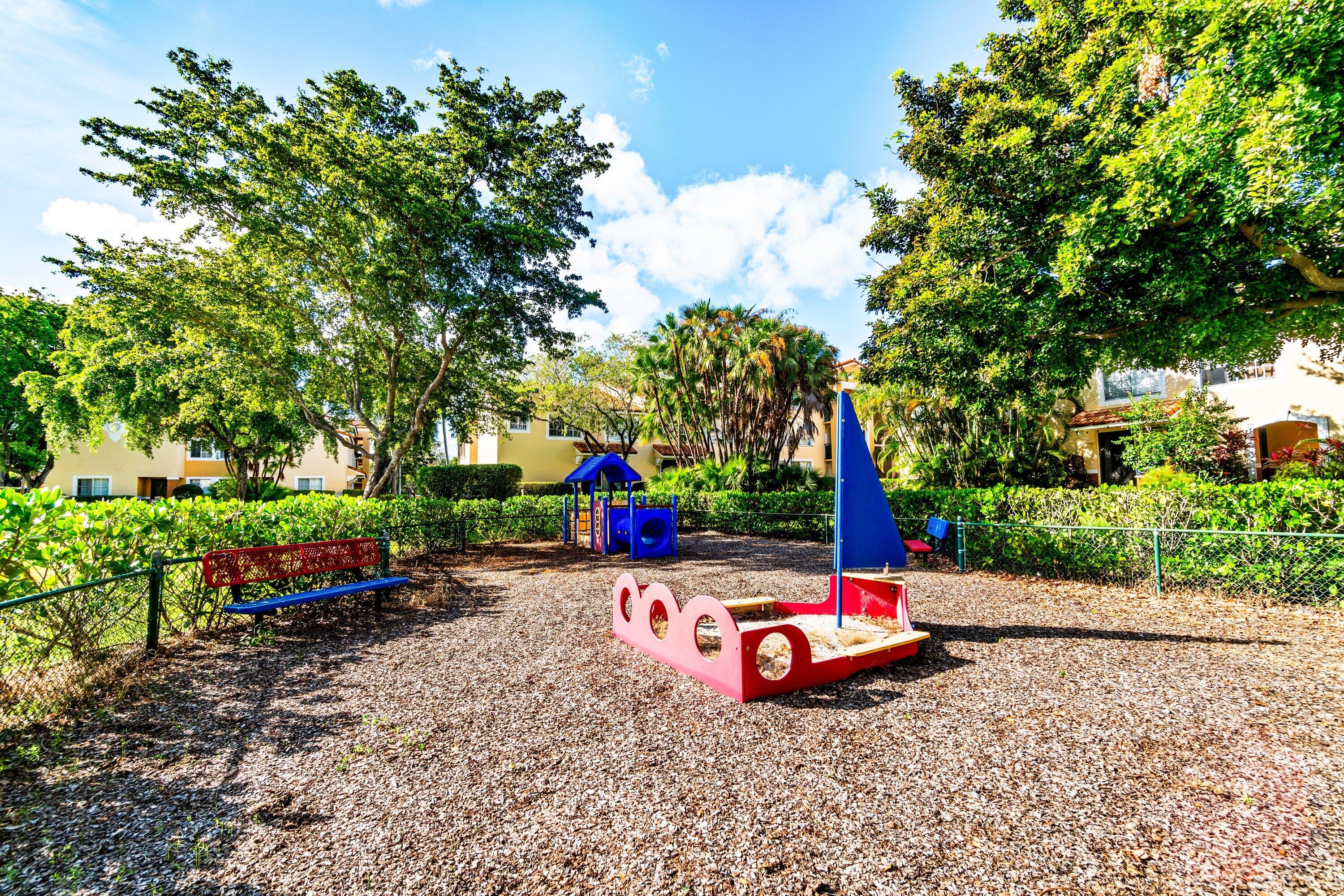 117 Yacht Club Way 206