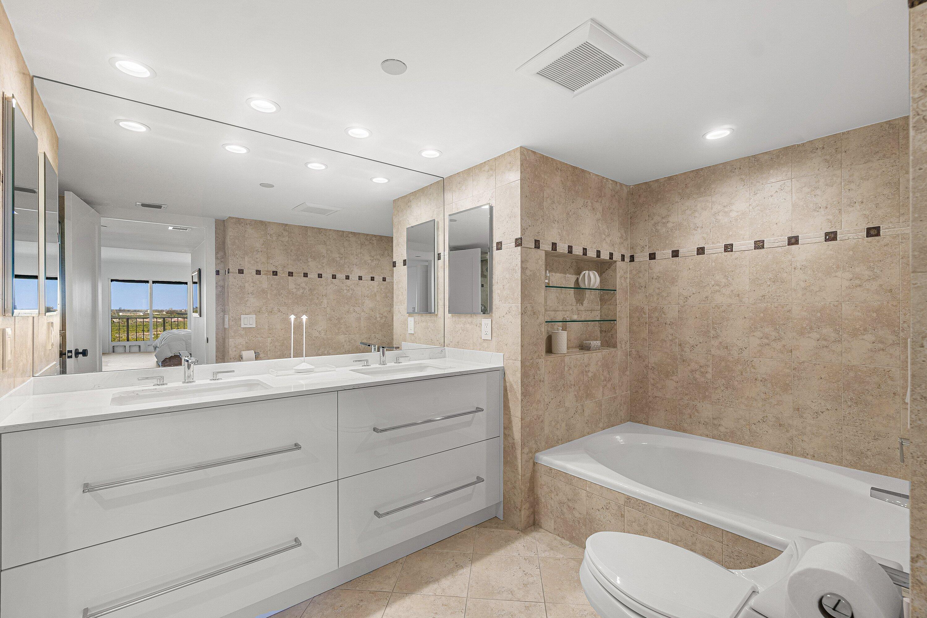 4301 N Ocean Boulevard 804