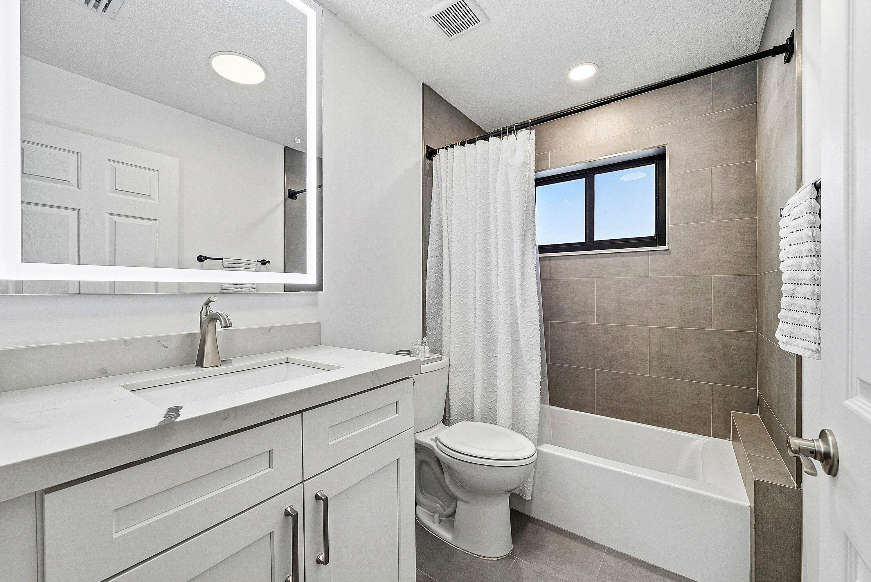 5657 Aspen Ridge Circle