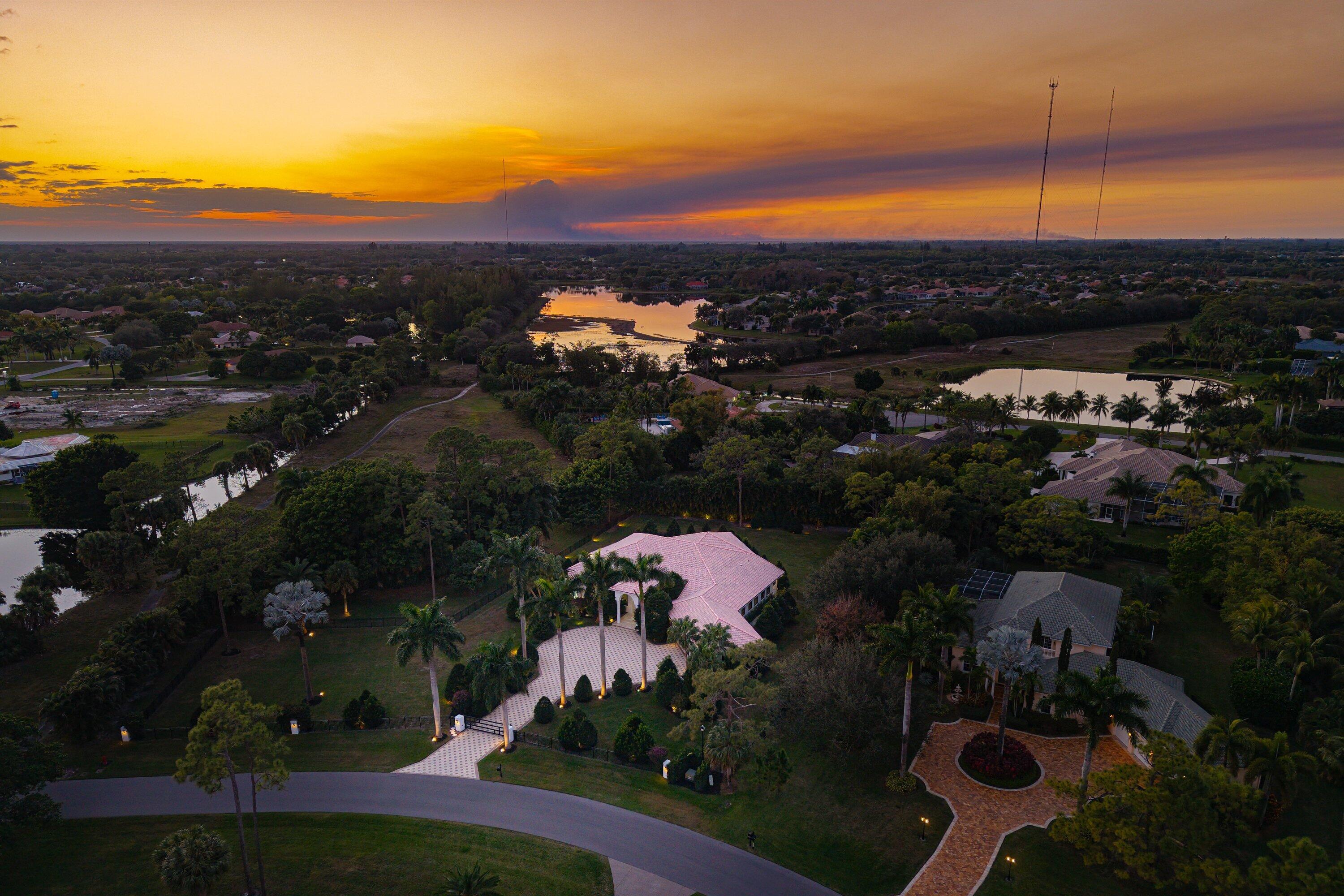 6715 E Calumet Circle