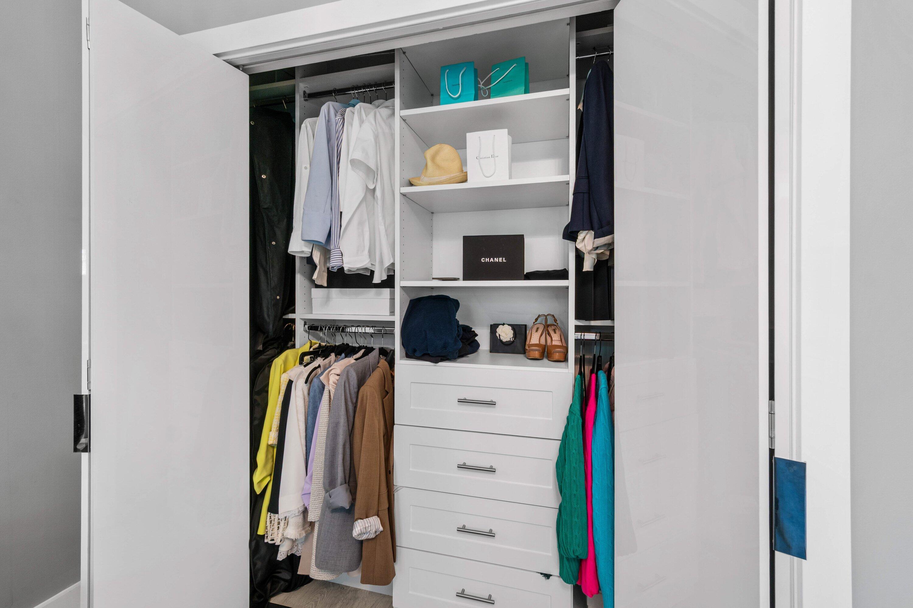 6715 E Calumet Circle