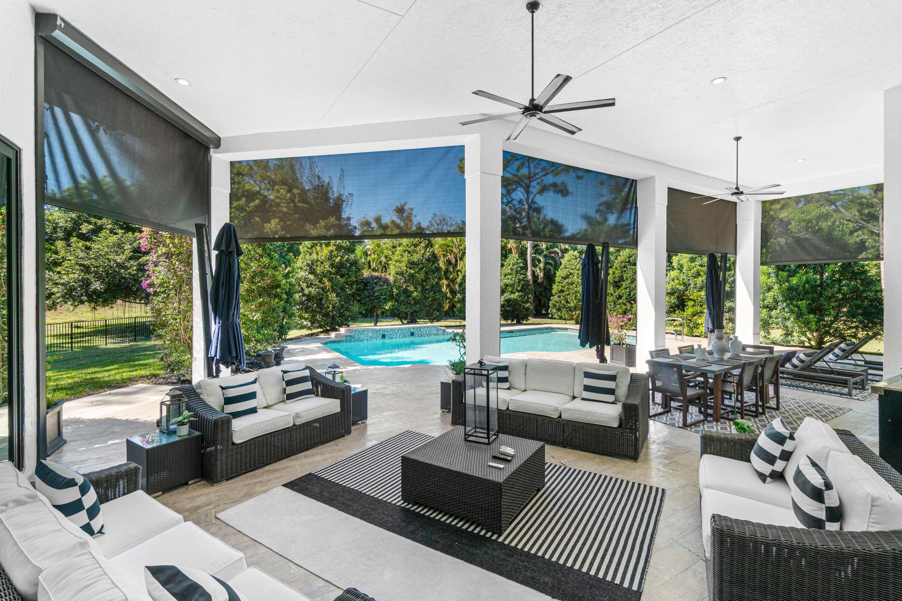 6715 E Calumet Circle