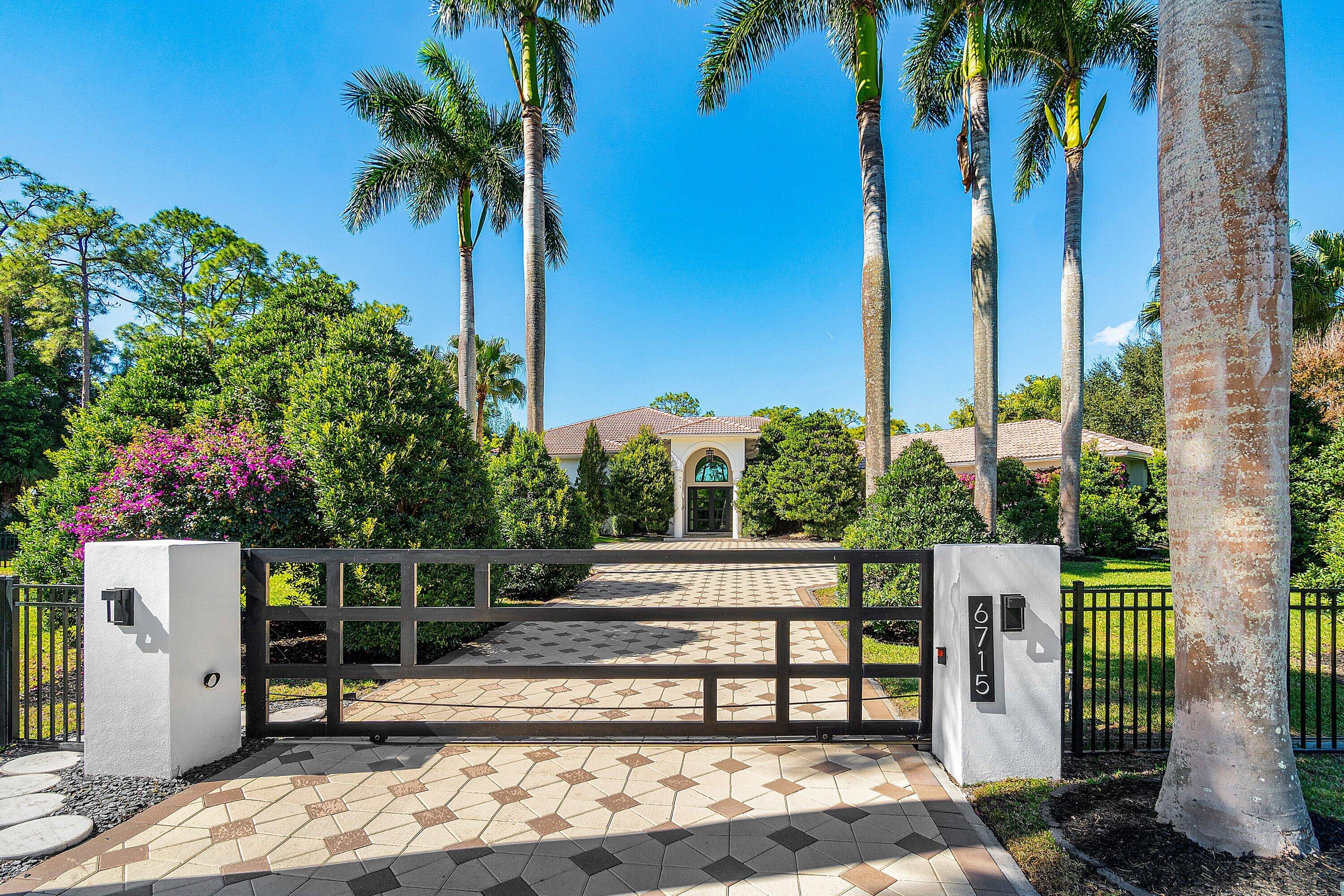 6715 E Calumet Circle