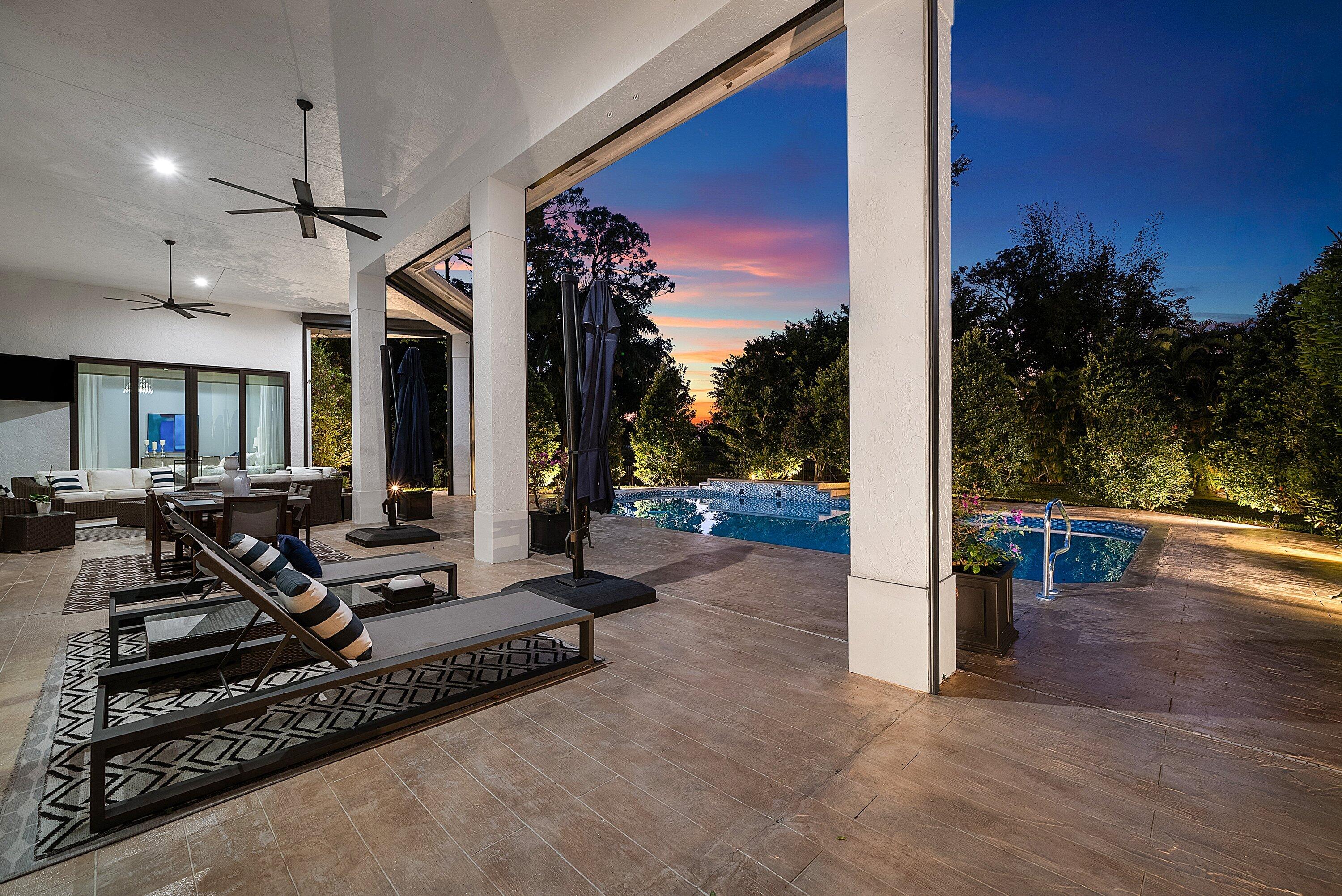 6715 E Calumet Circle