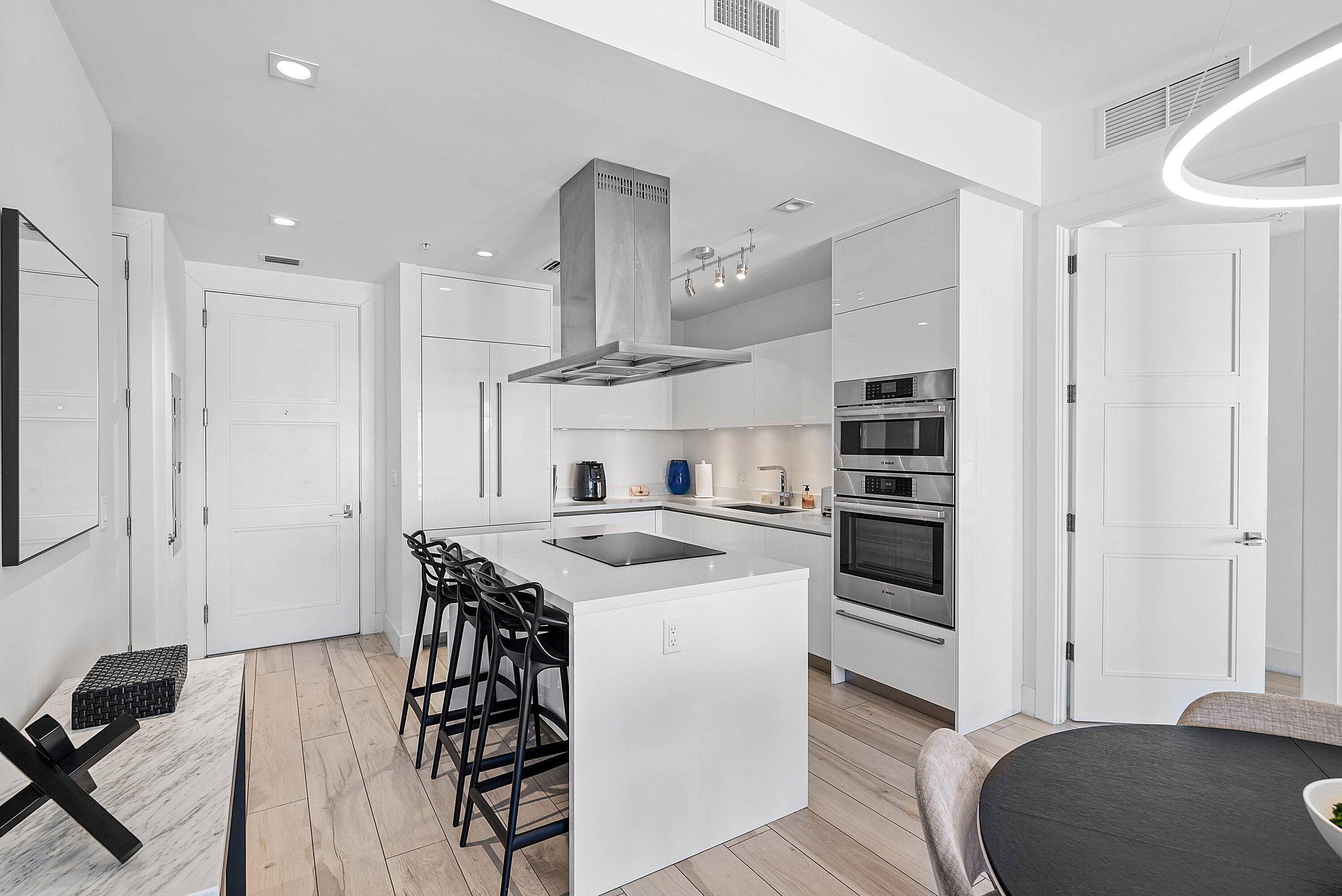 155 E Boca Raton Road Unit: 1019