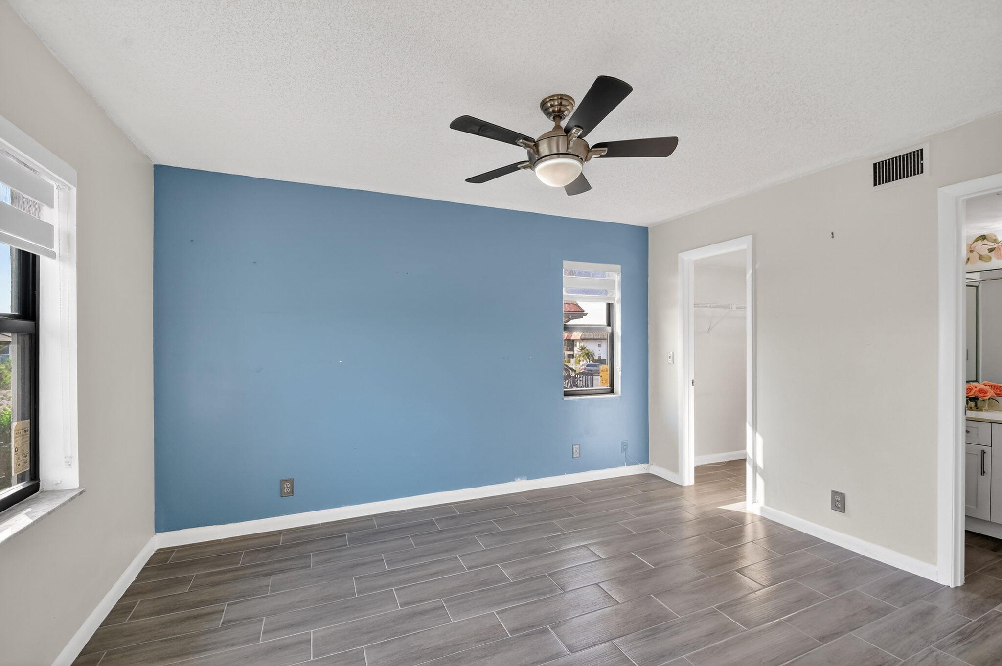 7142 Golf Colony Court 206