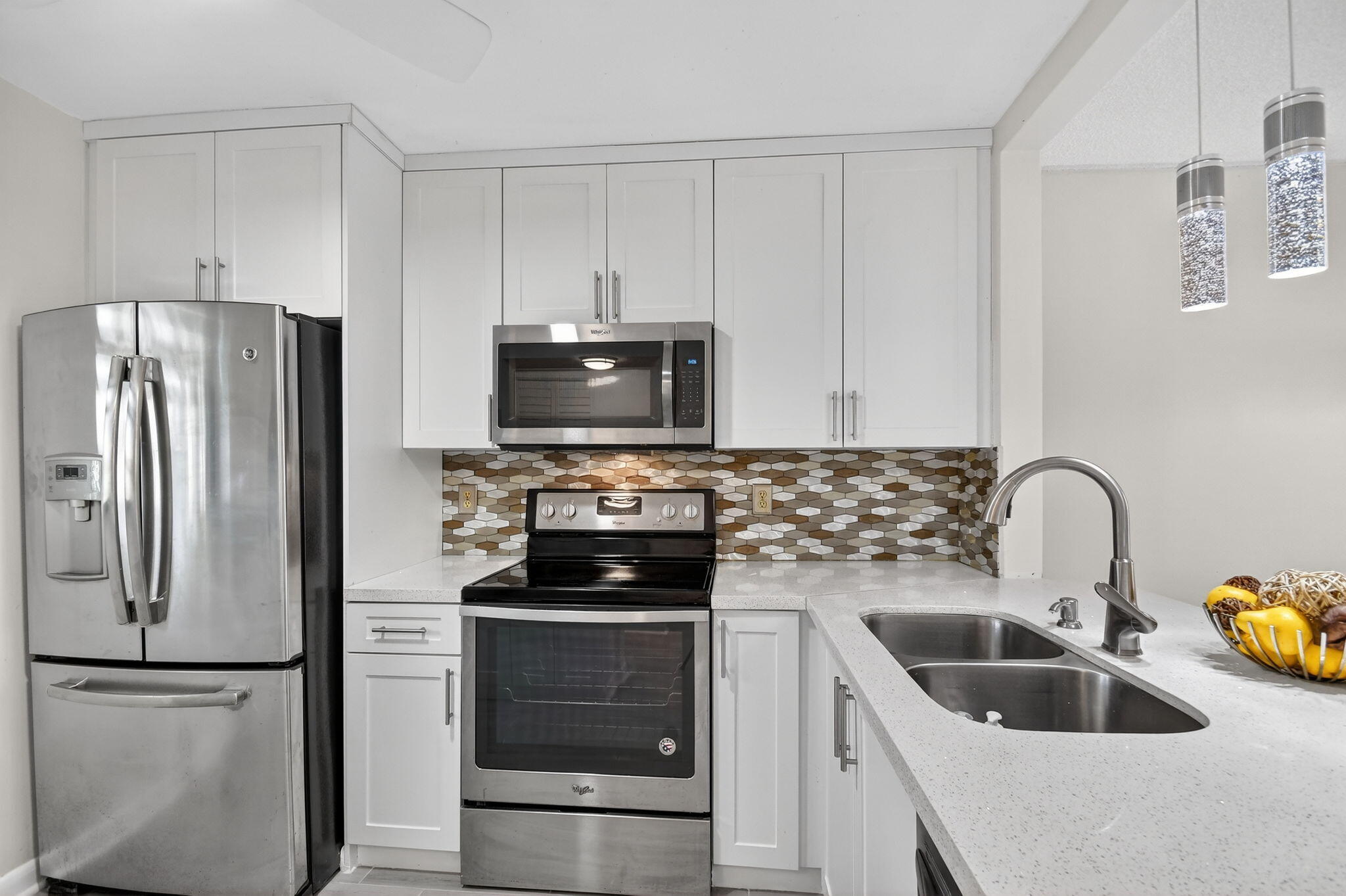 7142 Golf Colony Court 206