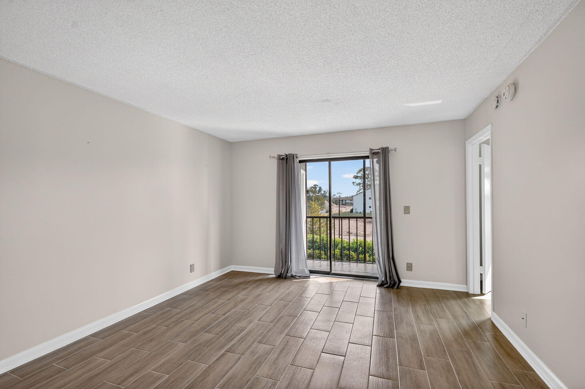 7142 Golf Colony Court 206