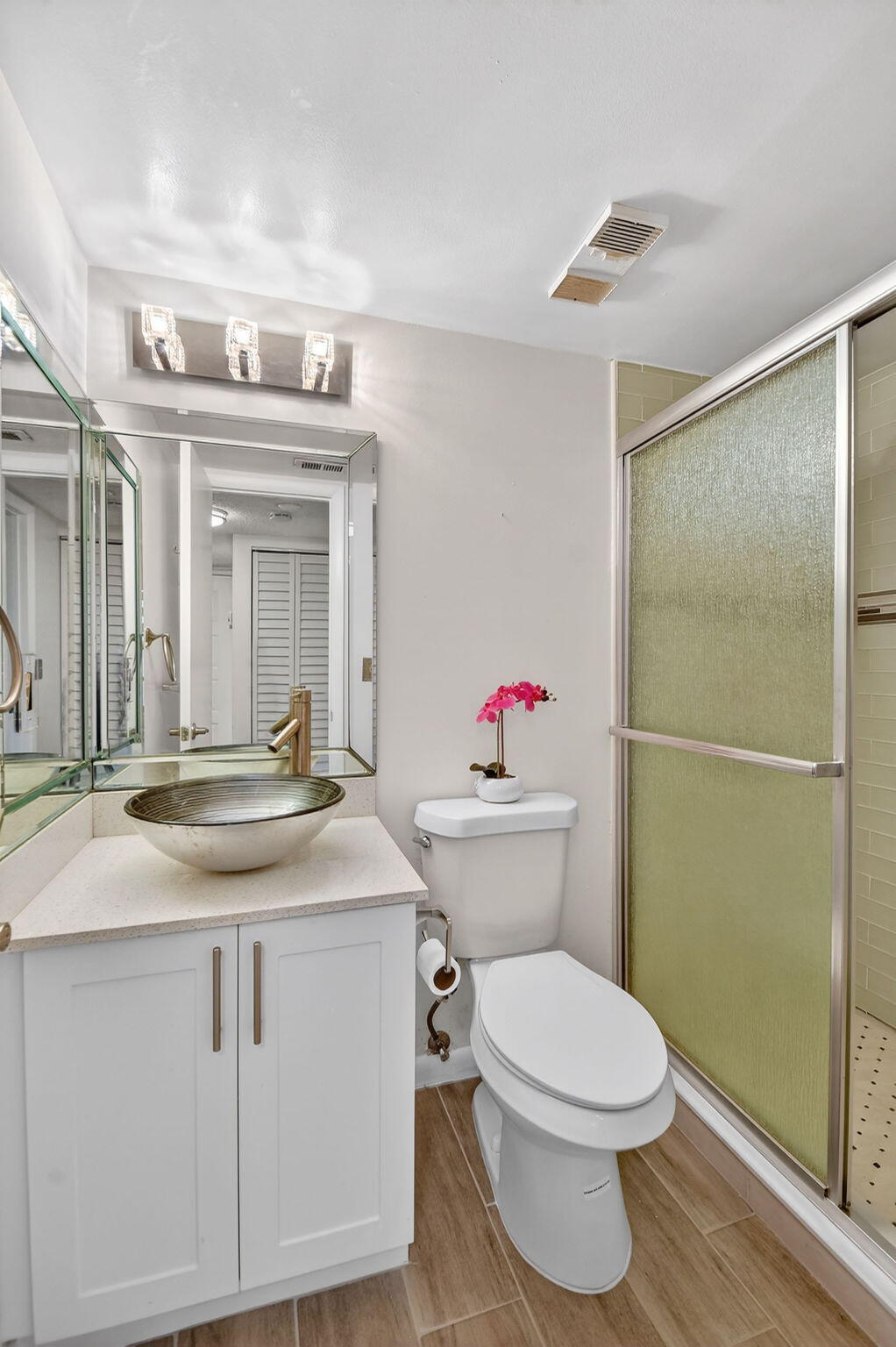 7142 Golf Colony Court 206