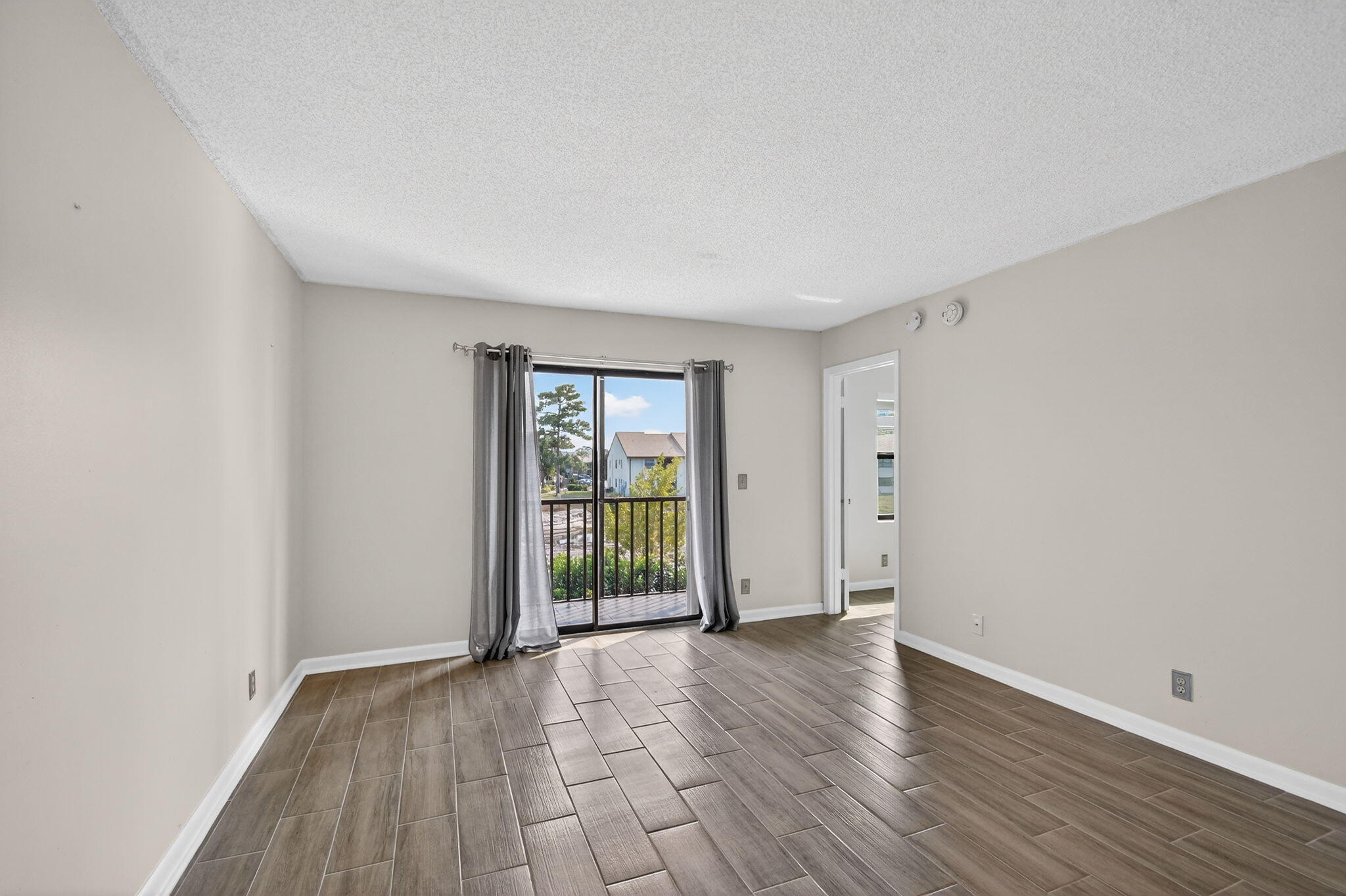 7142 Golf Colony Court 206