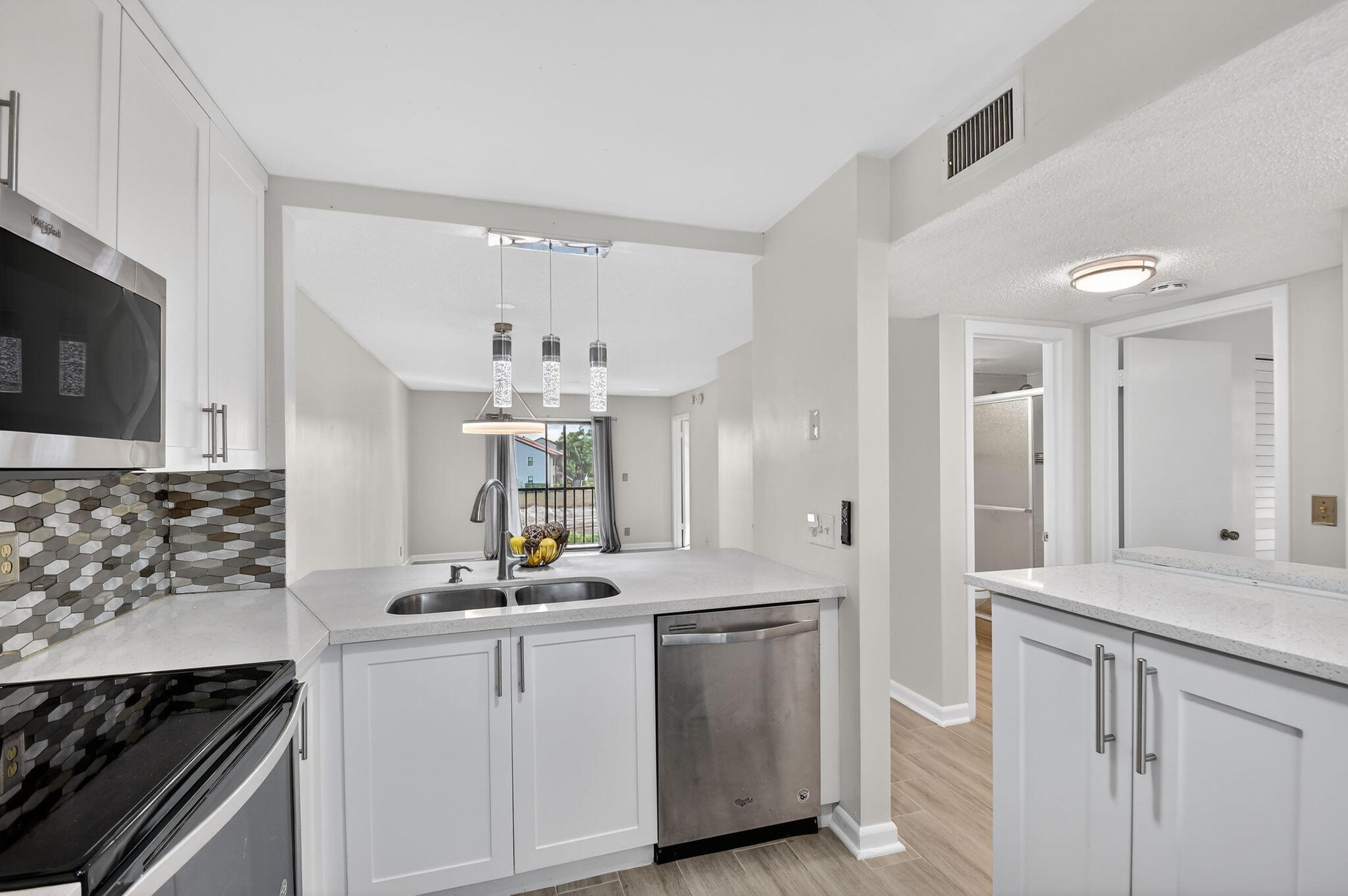 7142 Golf Colony Court 206