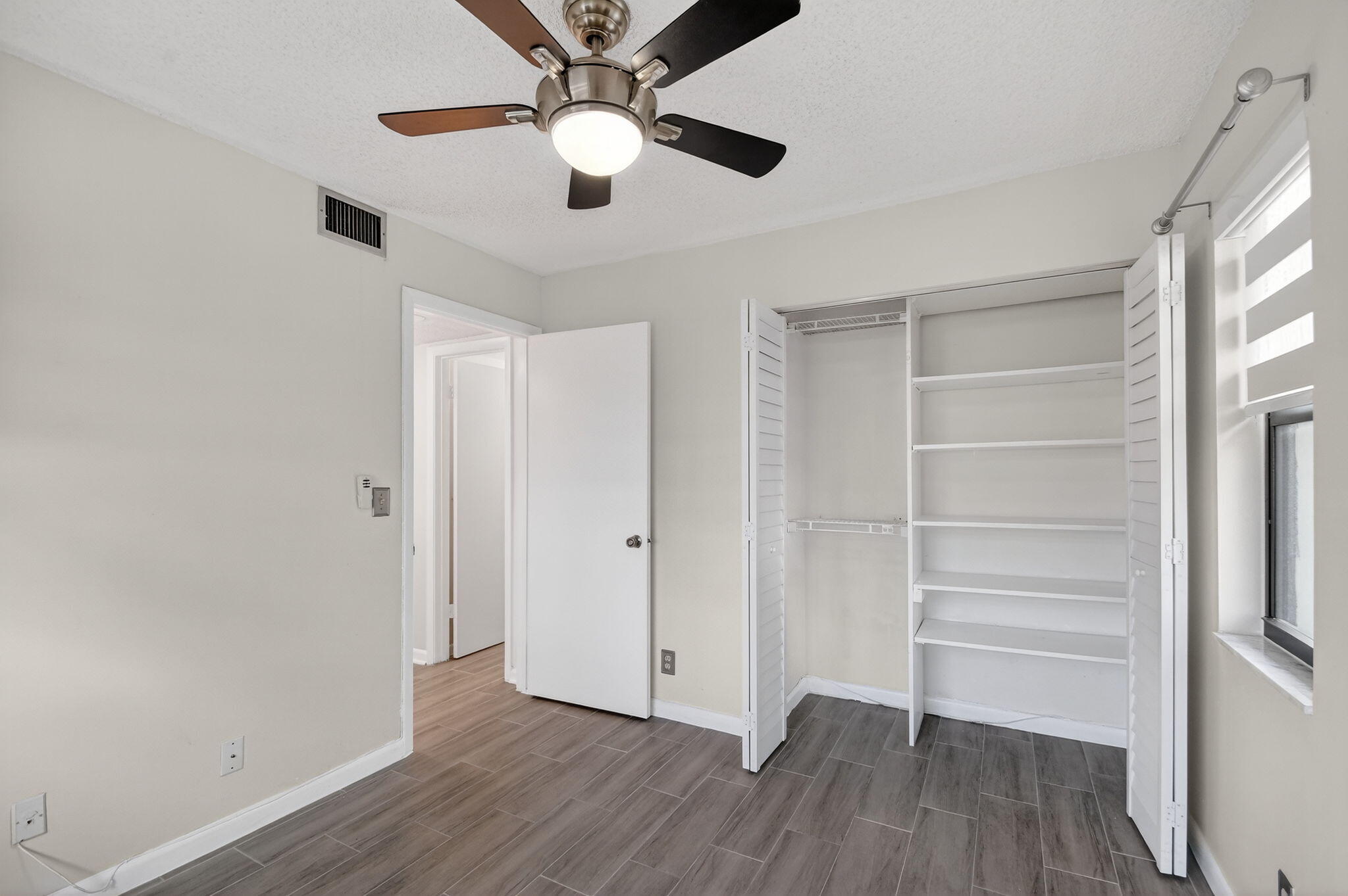 7142 Golf Colony Court 206