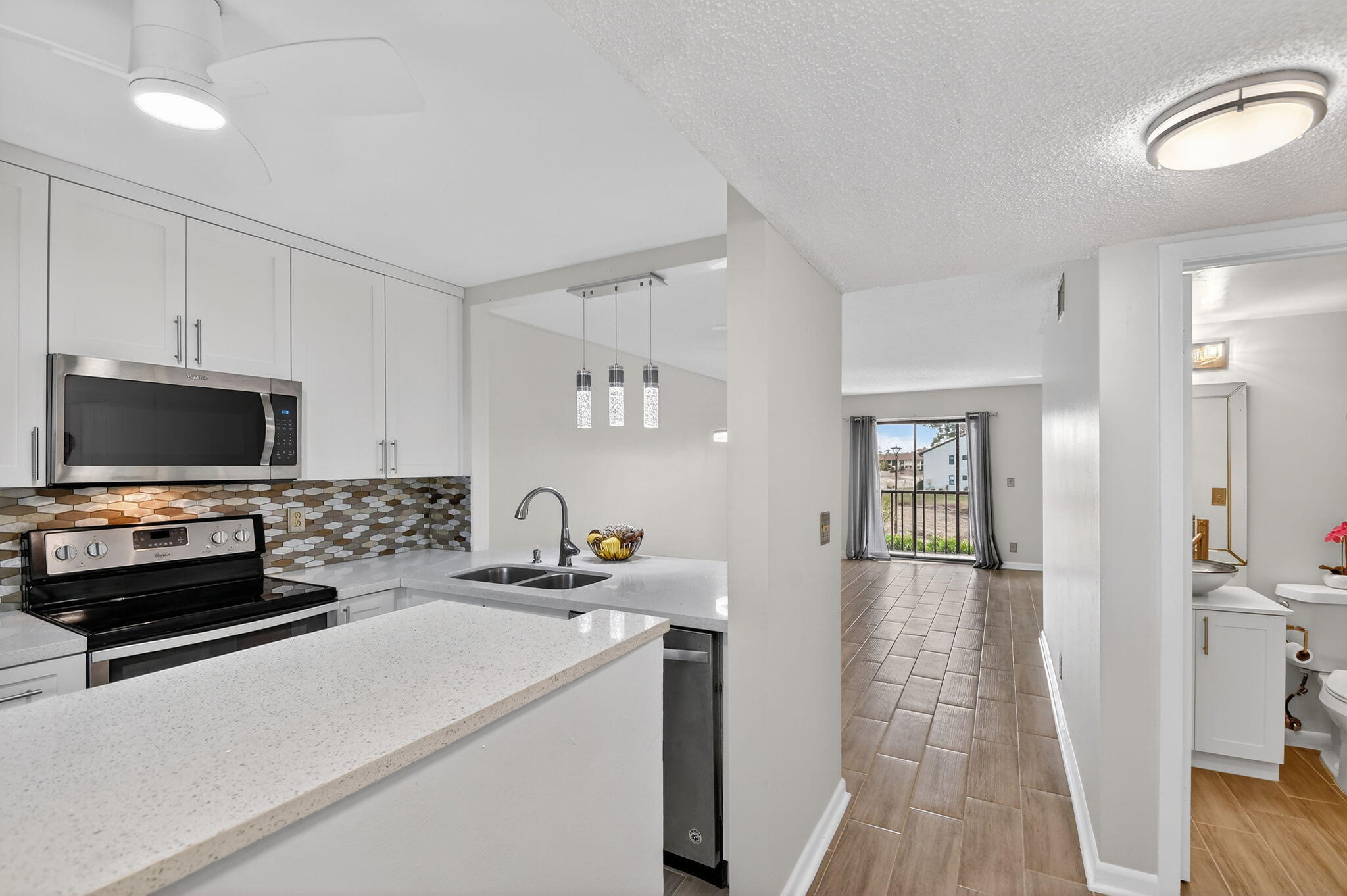 7142 Golf Colony Court 206