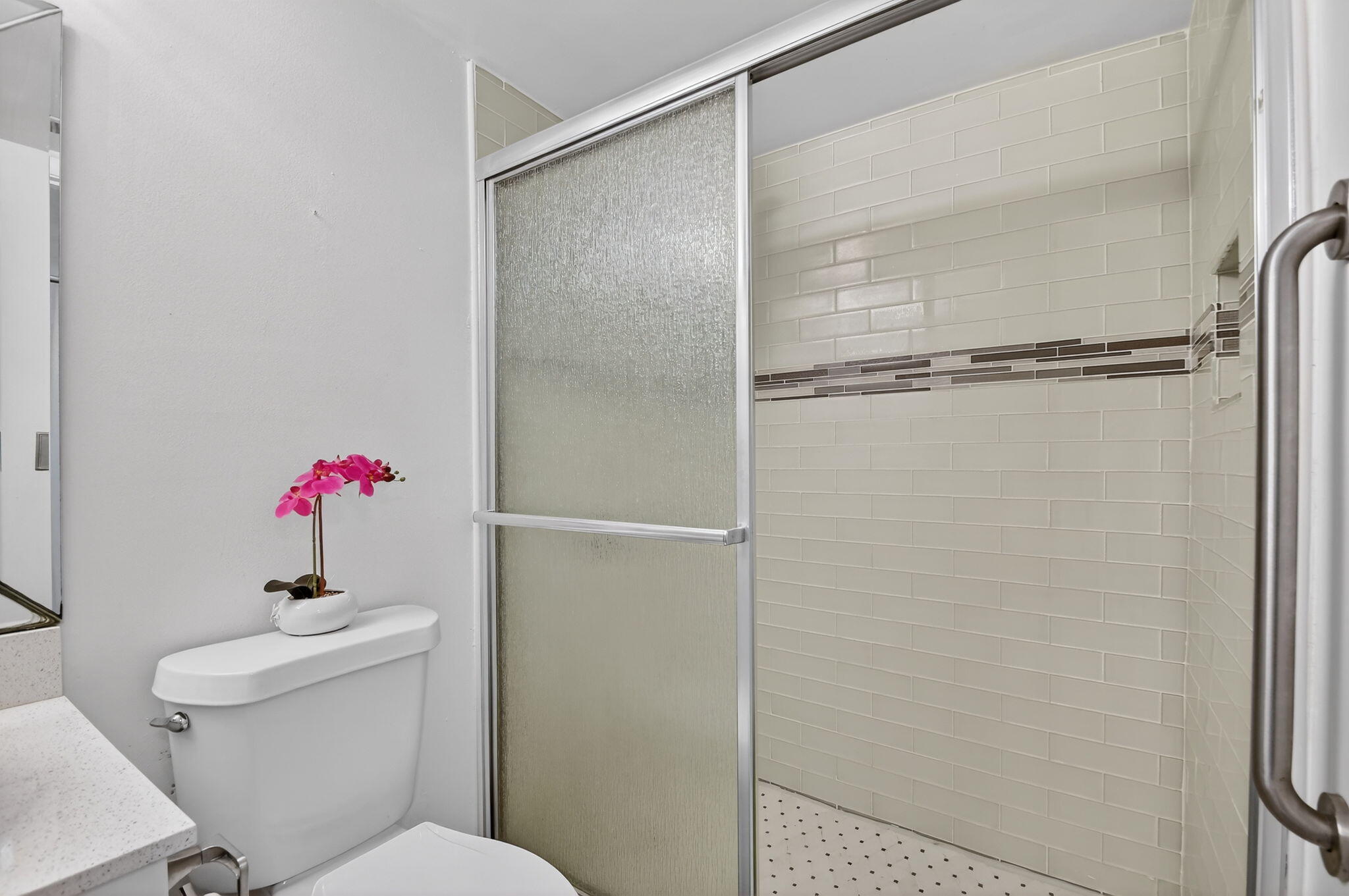 7142 Golf Colony Court 206