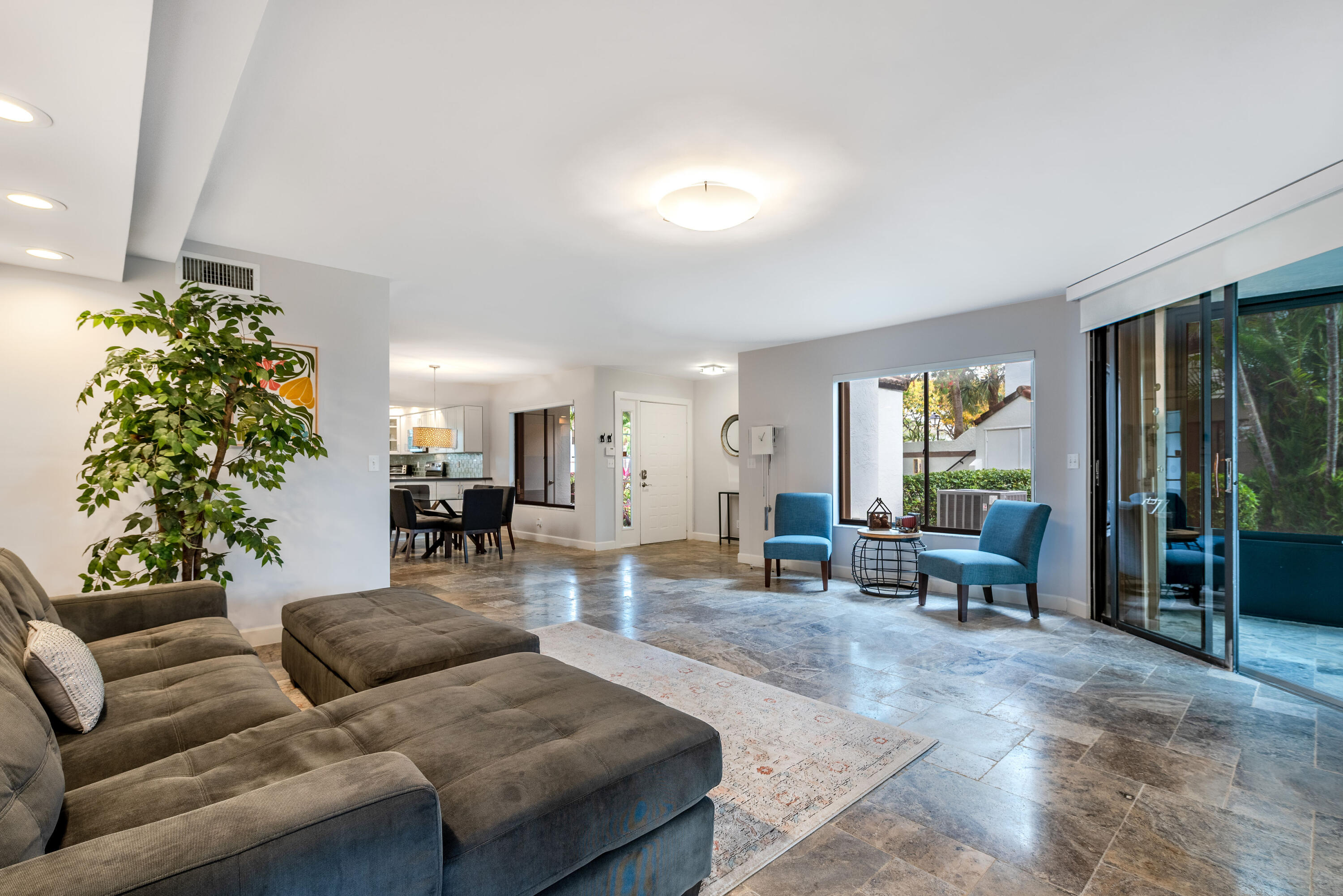 7338 Clunie Place 13701