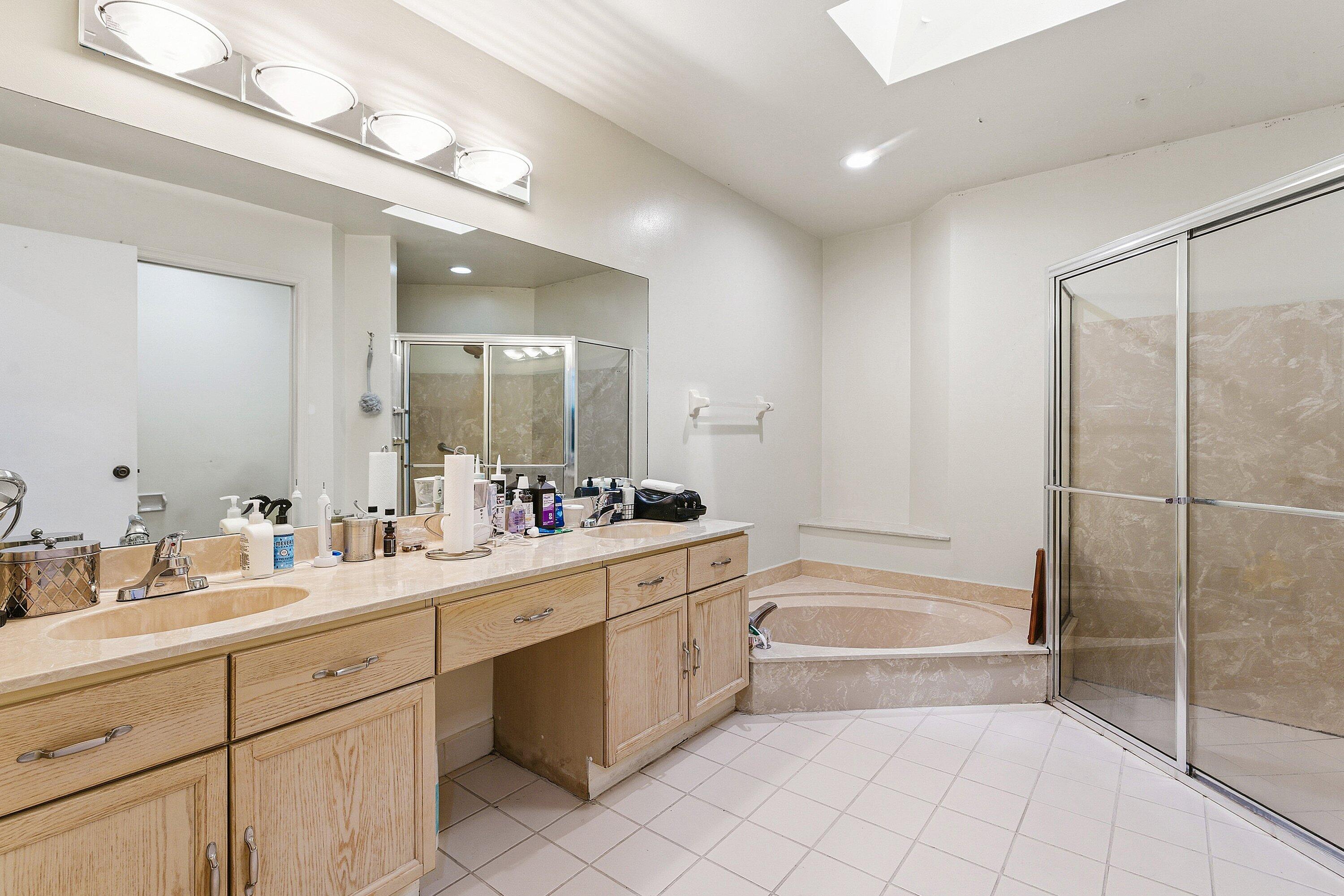 1120 Sand Drift Way A