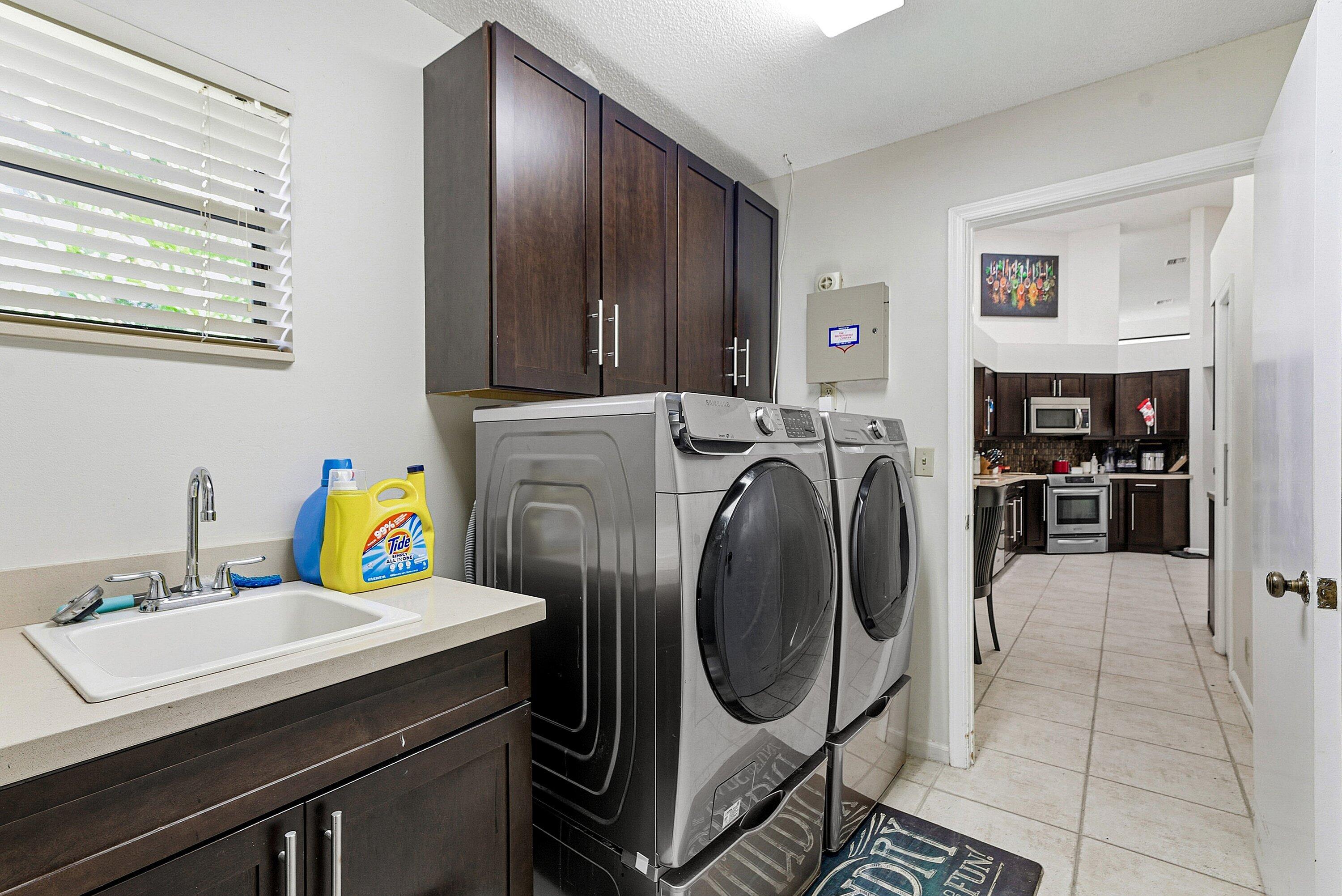 1120 Sand Drift Way A