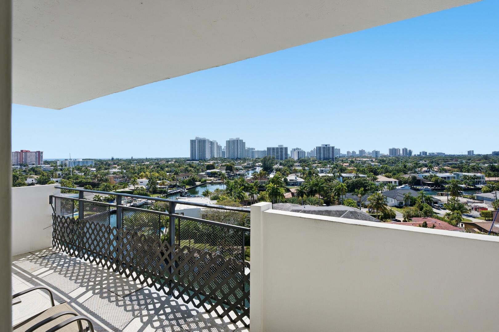 401 Golden Isles Drive 1009