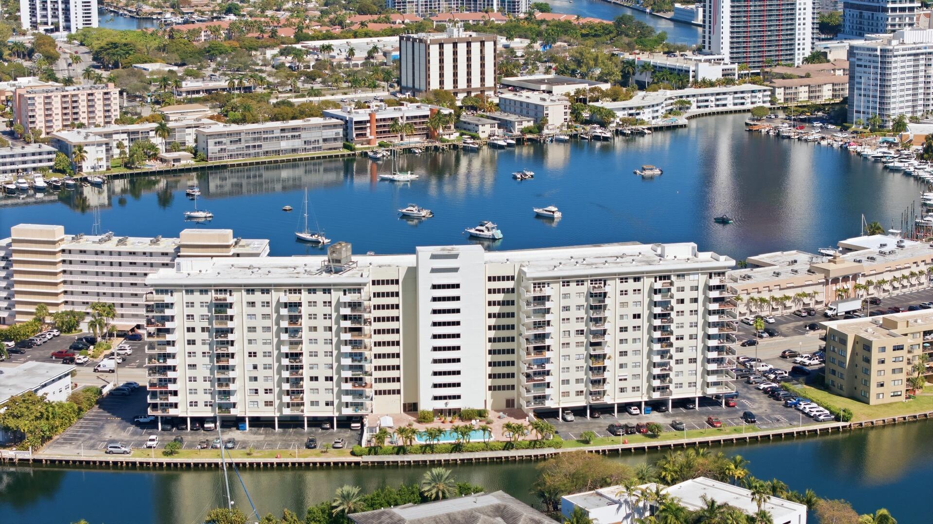 401 Golden Isles Drive 1009