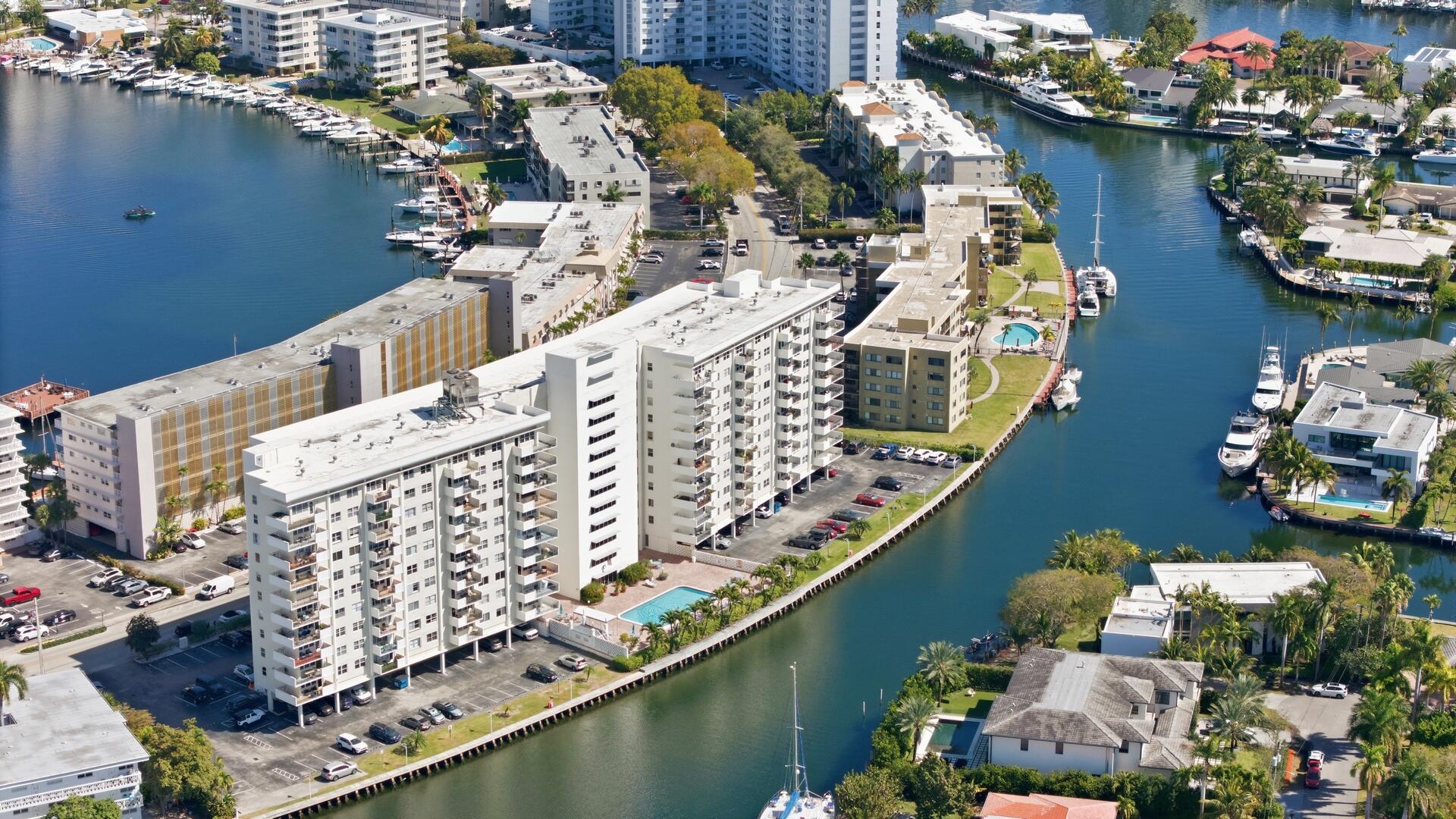 401 Golden Isles Drive 1009