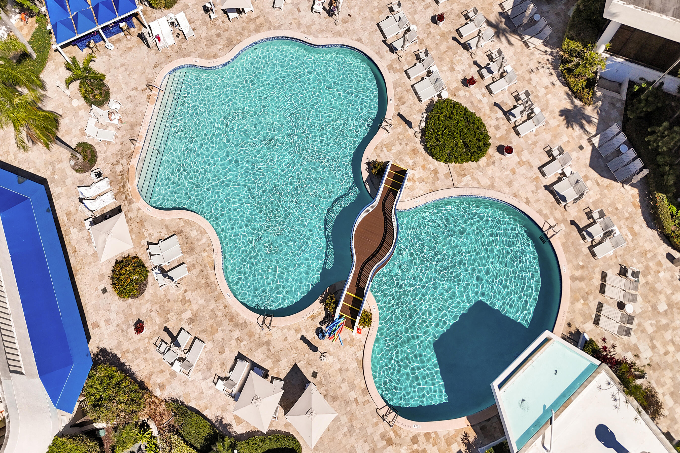 19707 Turnberry Way 18j