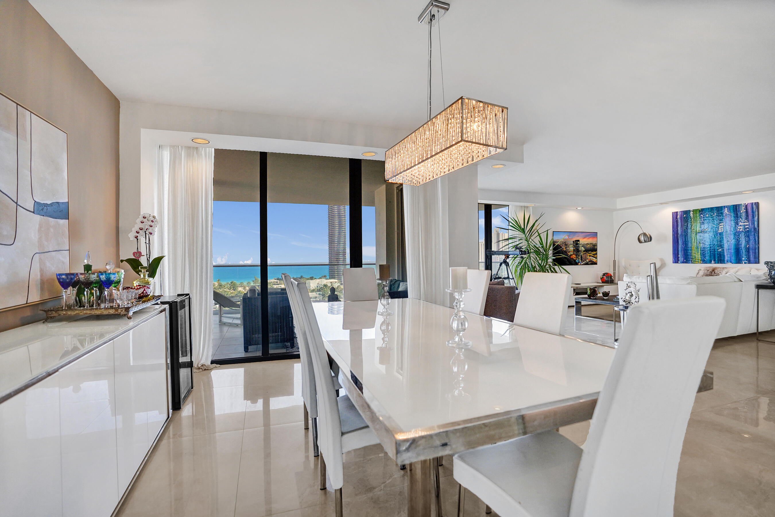 19707 Turnberry Way 18j