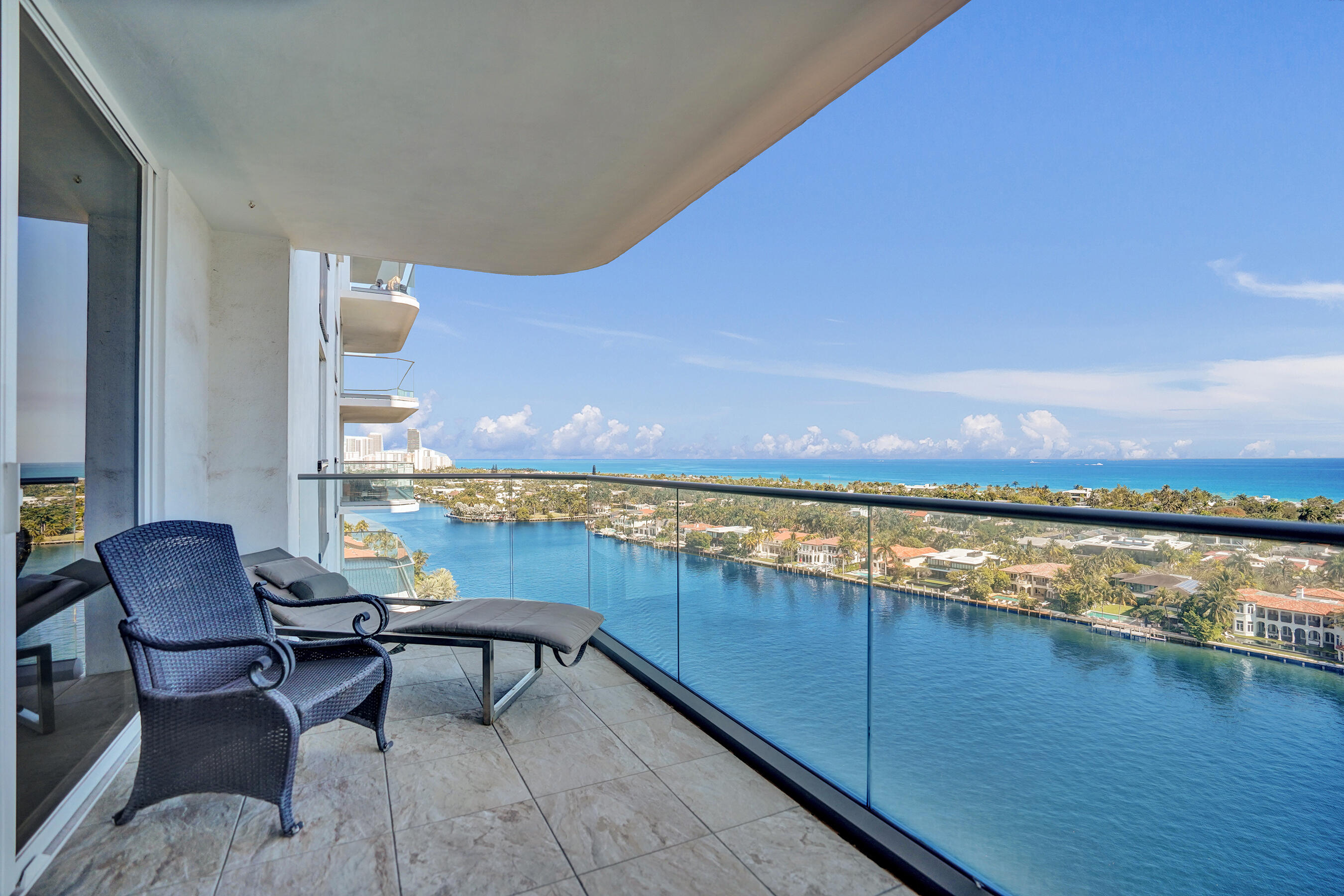 19707 Turnberry Way 18j