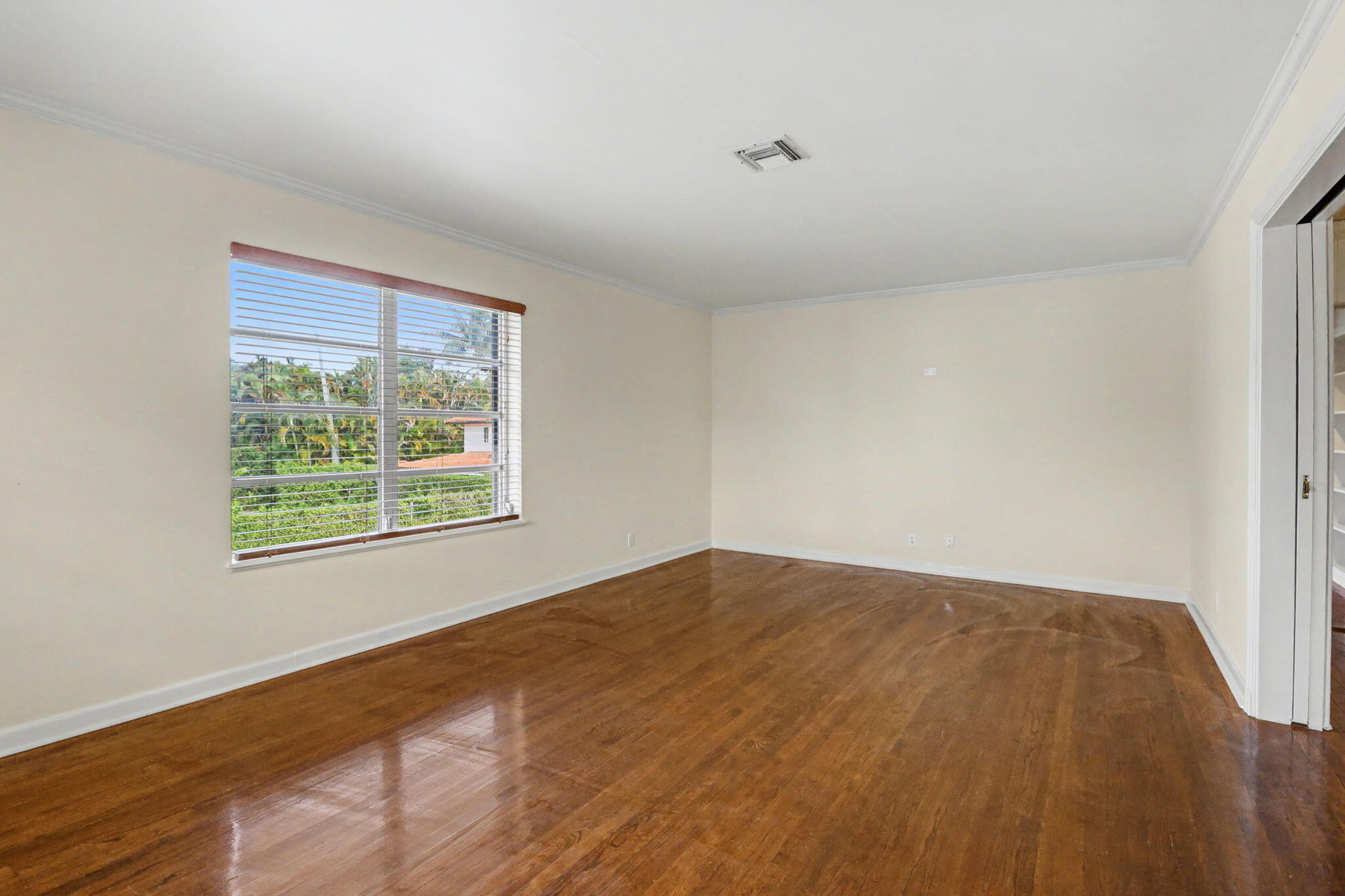 240 Oleander Avenue 244