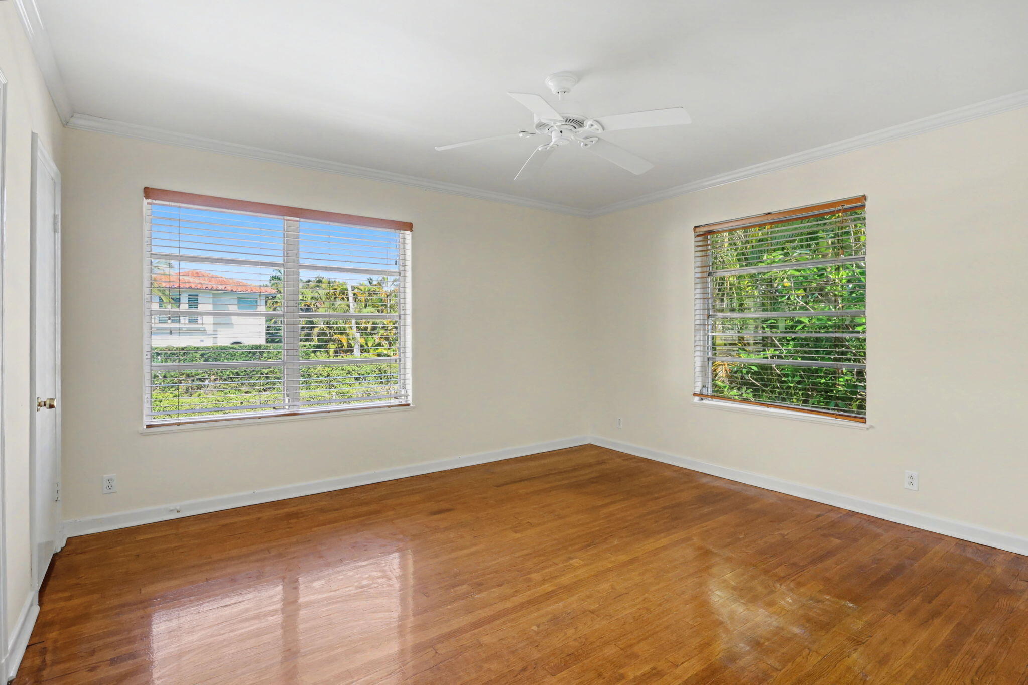 240 Oleander Avenue 244