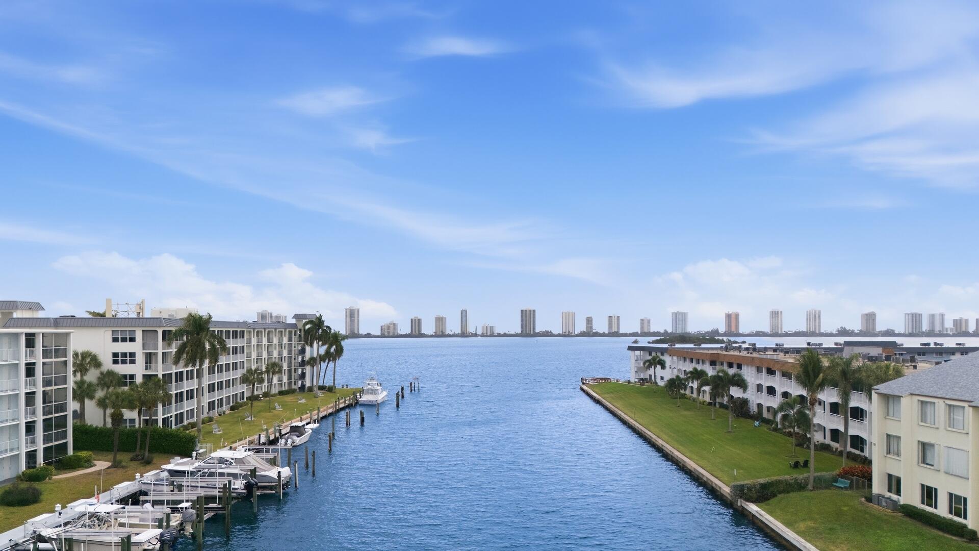 111 Shore Court 305-C, North Palm Beach Unit: 305-C