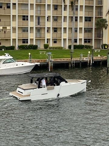 111 Shore Court 305-C, North Palm Beach Unit: 305-C