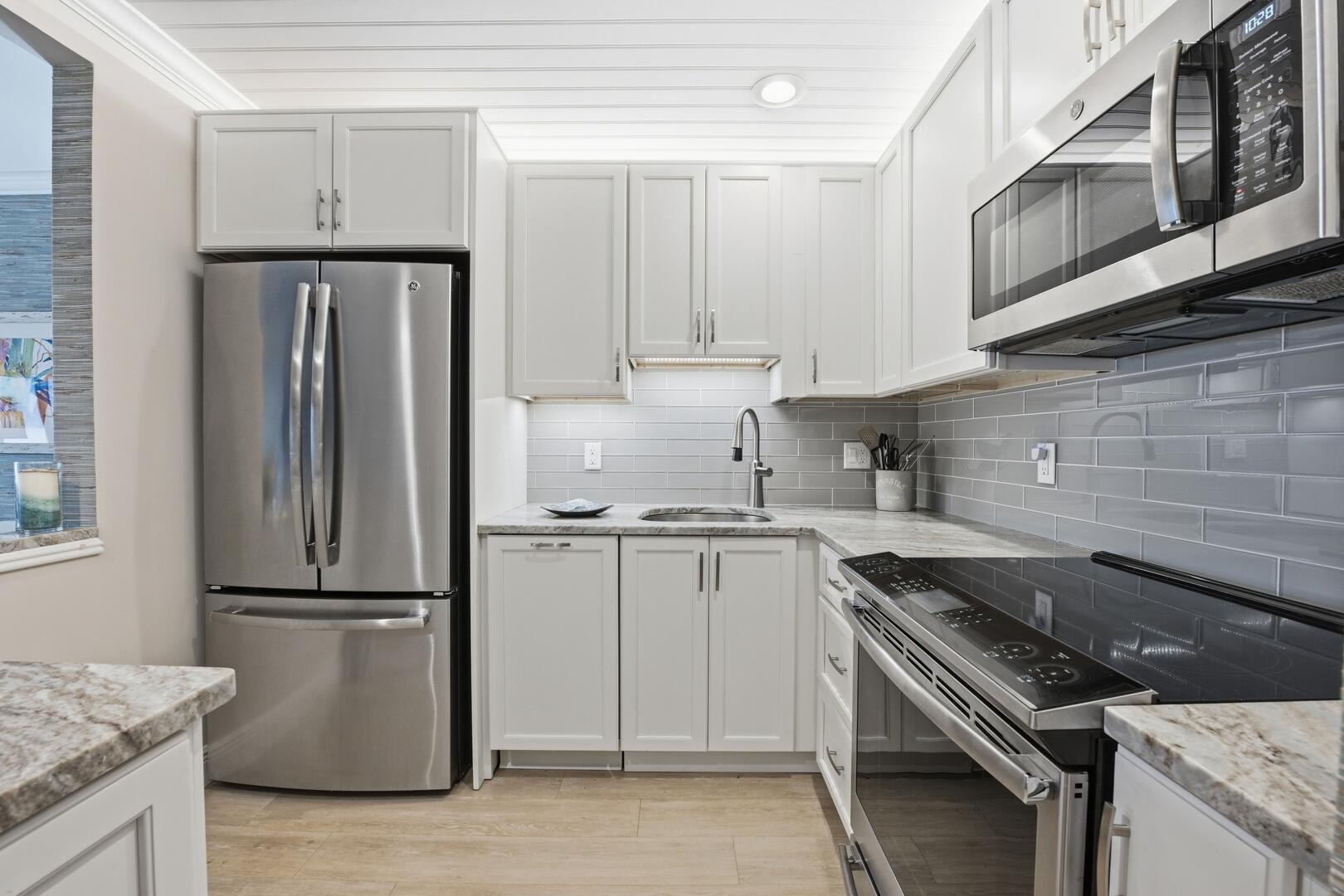 111 Shore Court 305-C, North Palm Beach Unit: 305-C