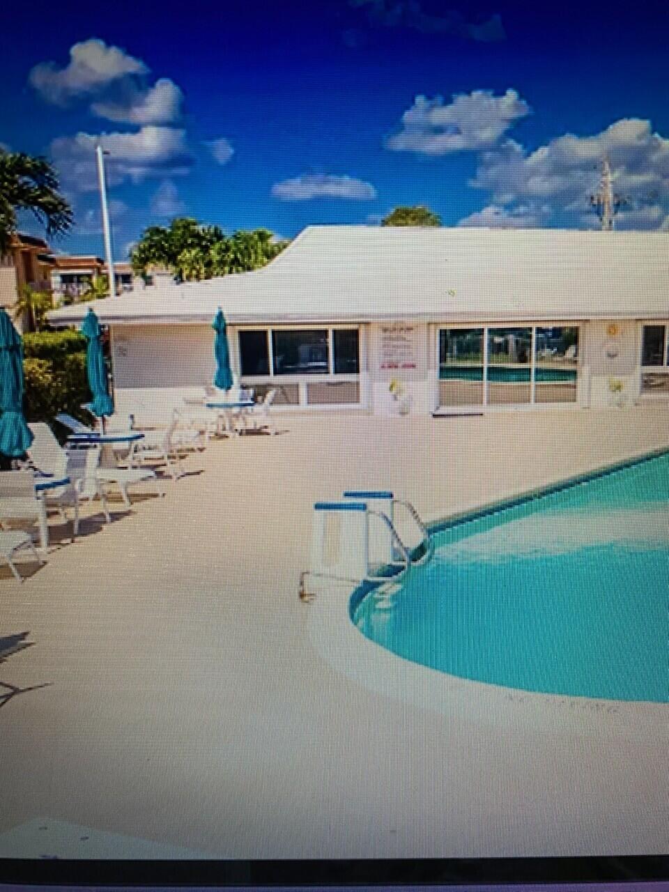 111 Shore Court 305-C, North Palm Beach Unit: 305-C