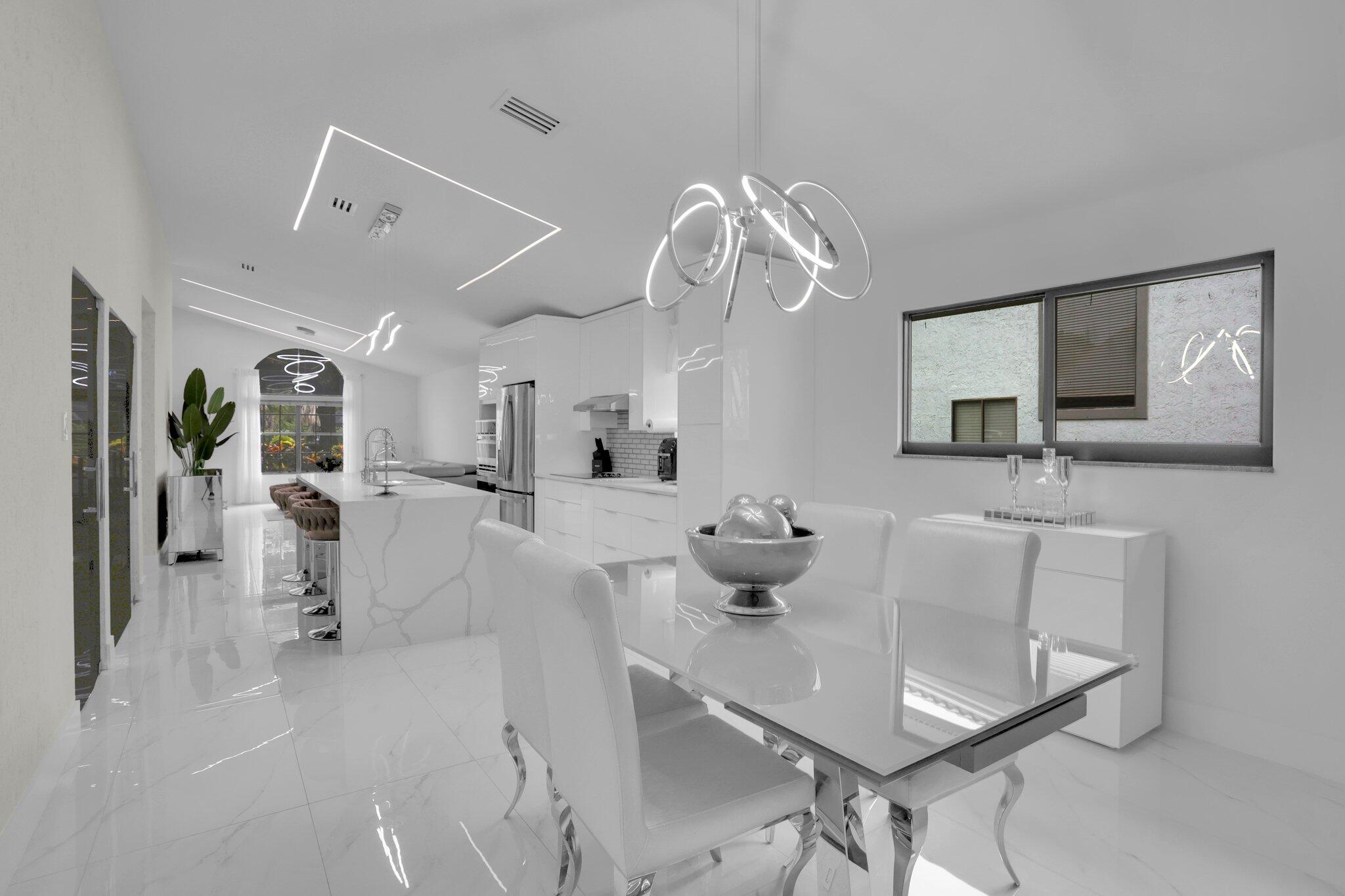 469 NW 38th Avenue