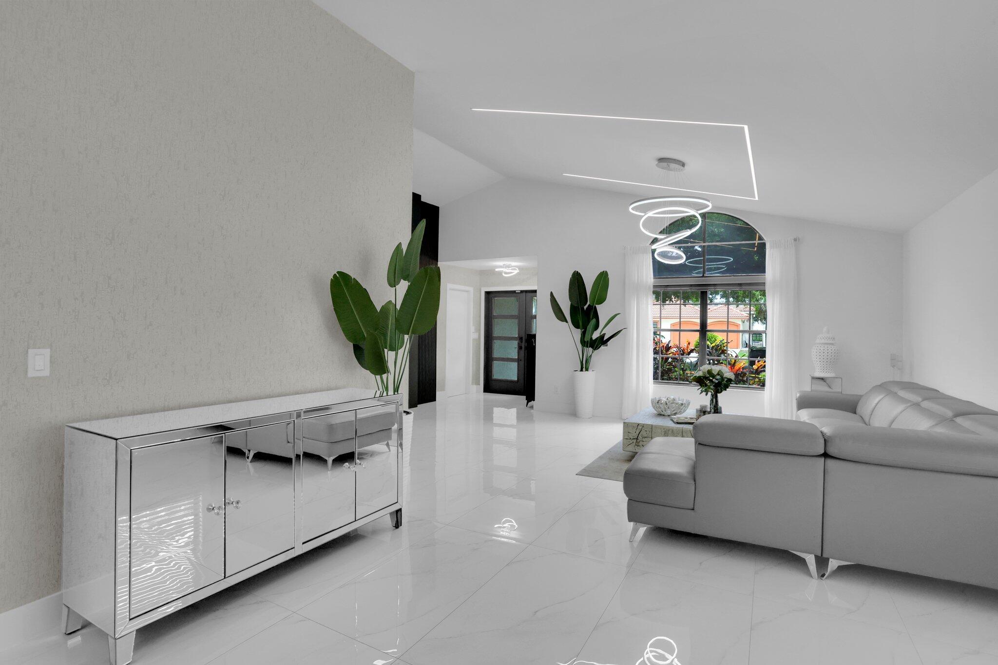 469 NW 38th Avenue