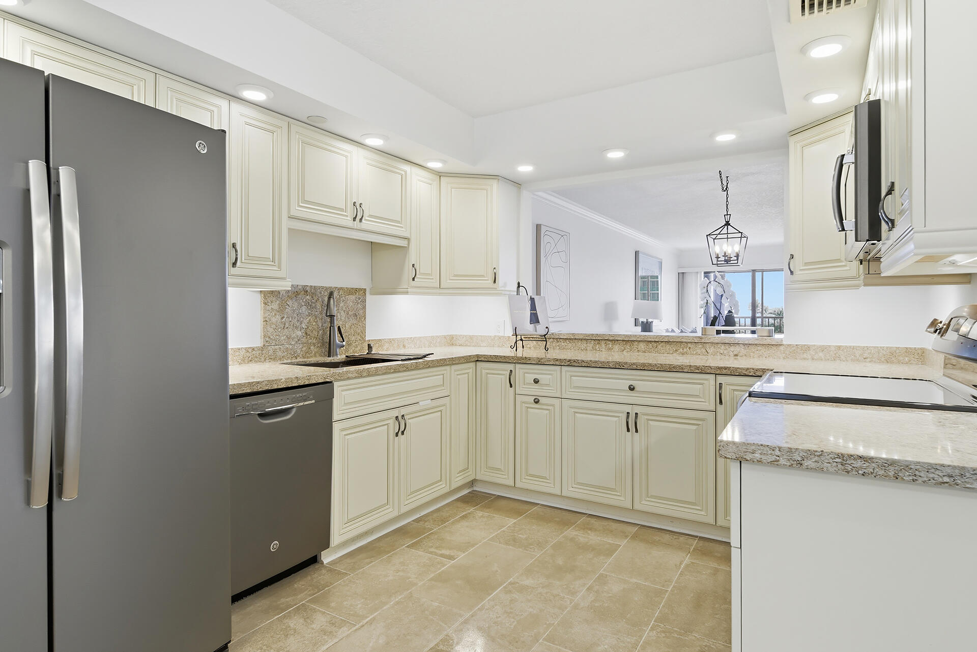 500 Ocean Trail Way 508