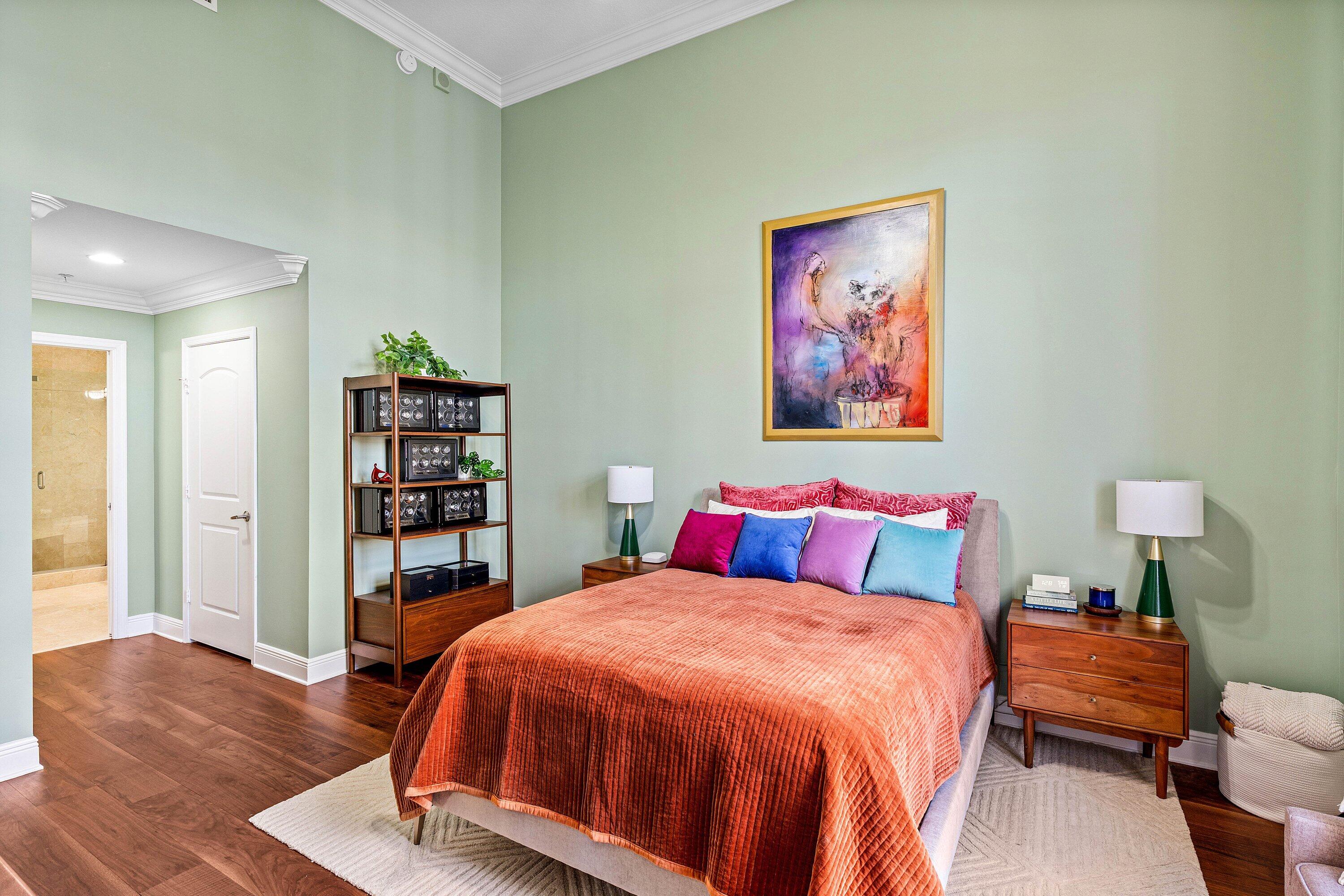 701 S Olive Avenue 515