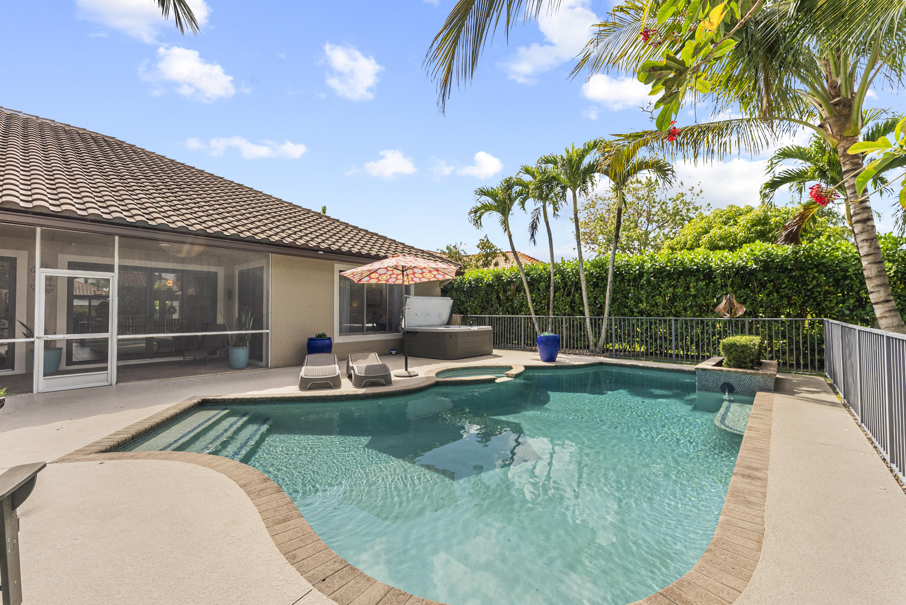 12212 Rockledge Circle