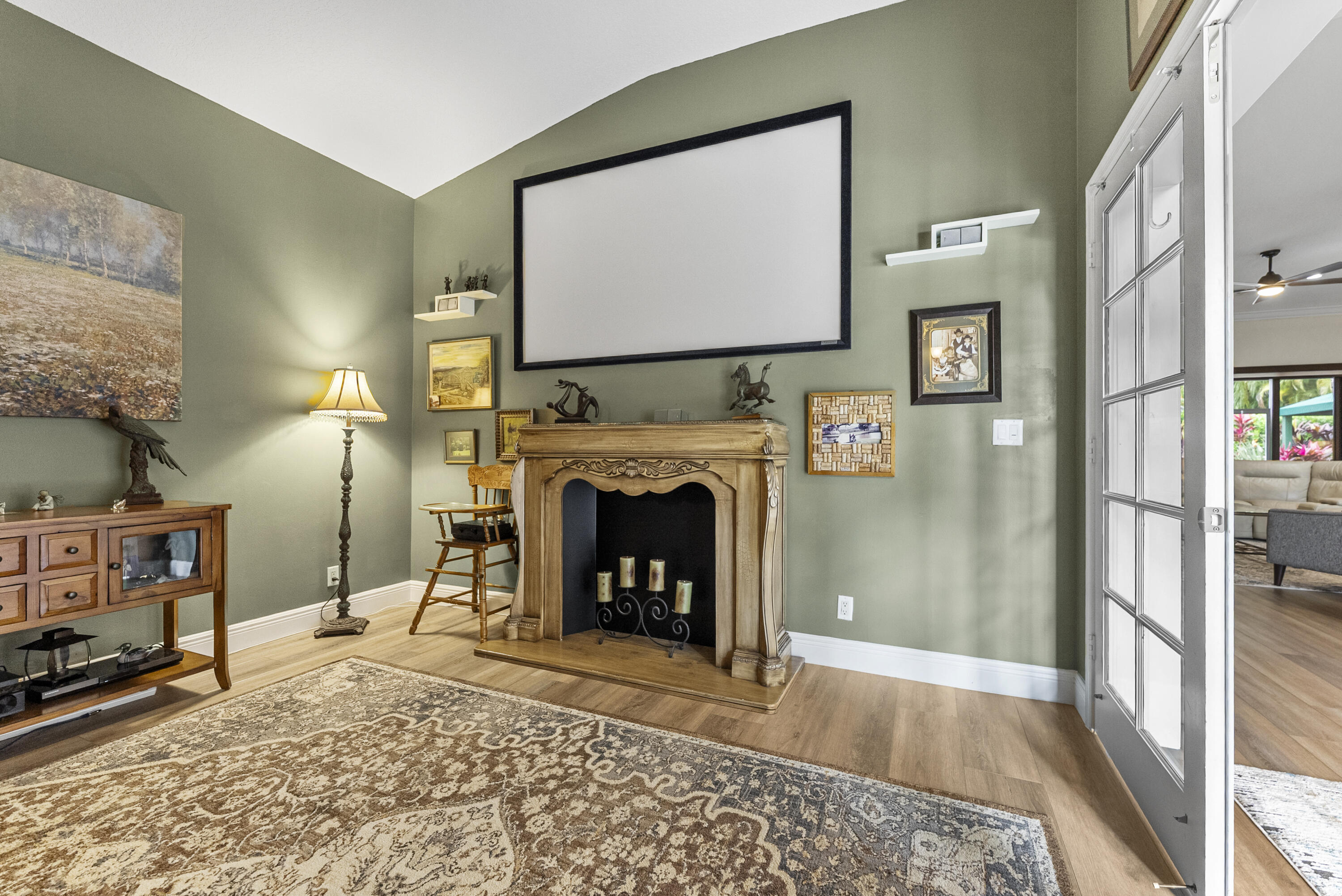 12212 Rockledge Circle