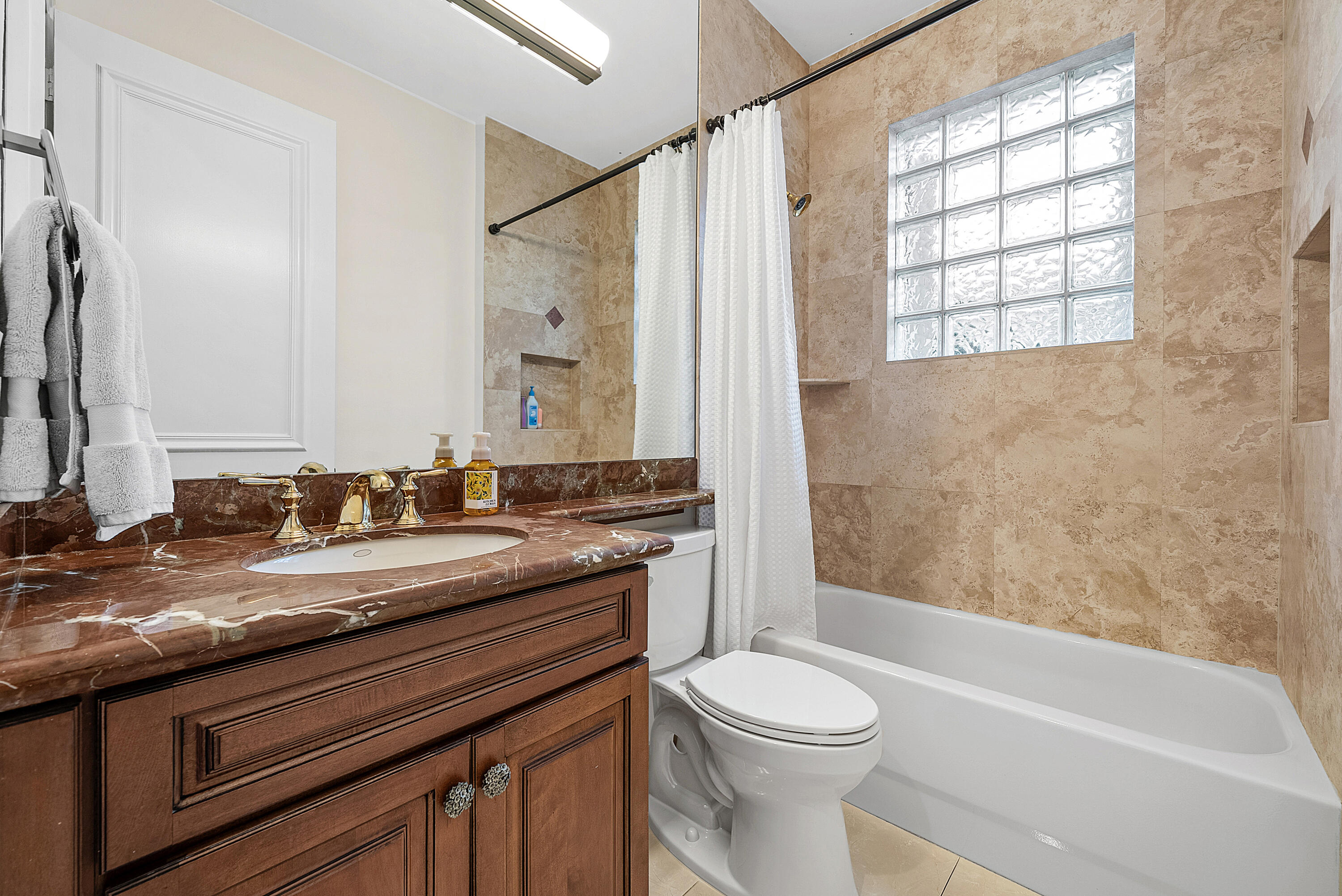 11193 Brandywine Lake Way