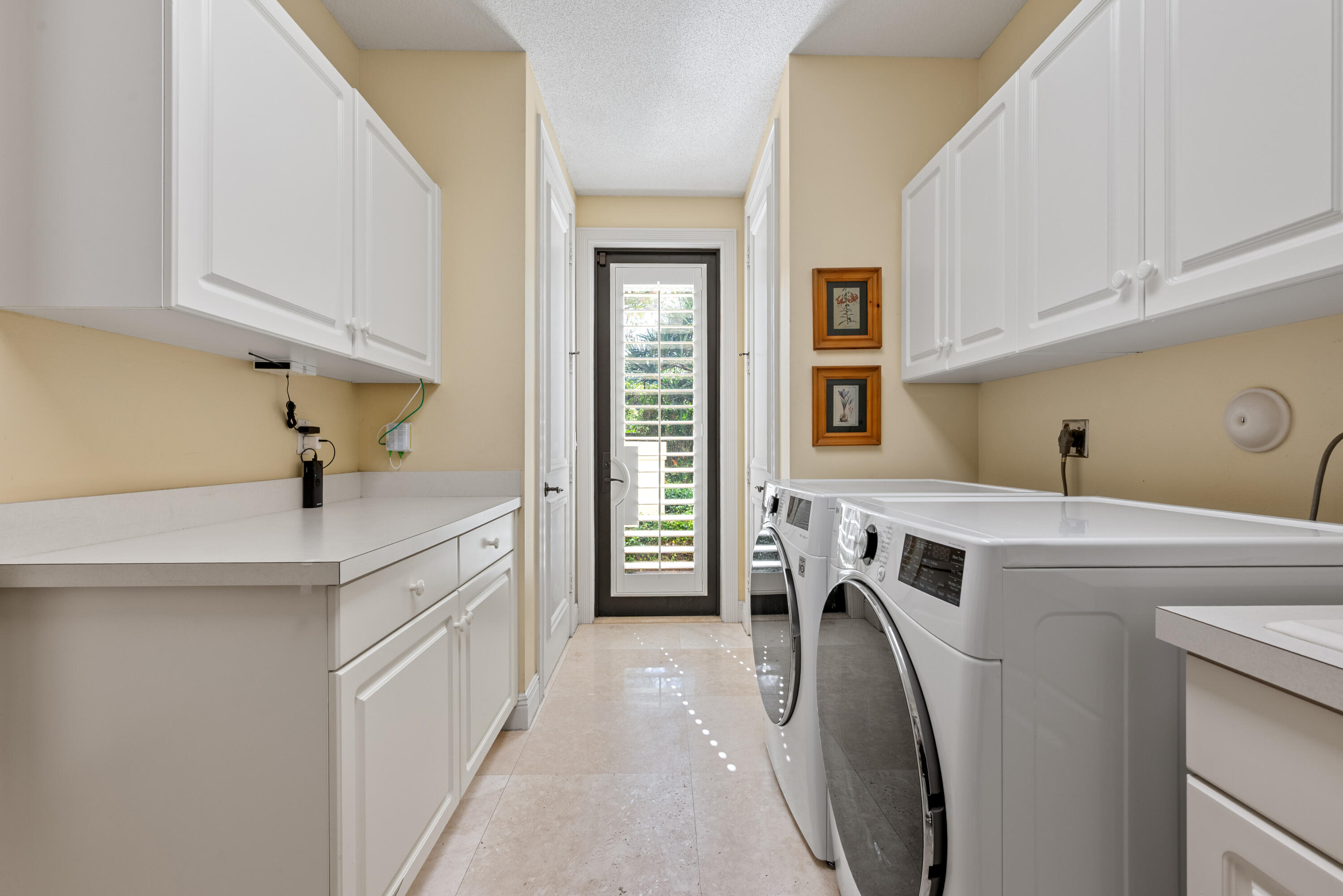 18800 Long Lake Drive