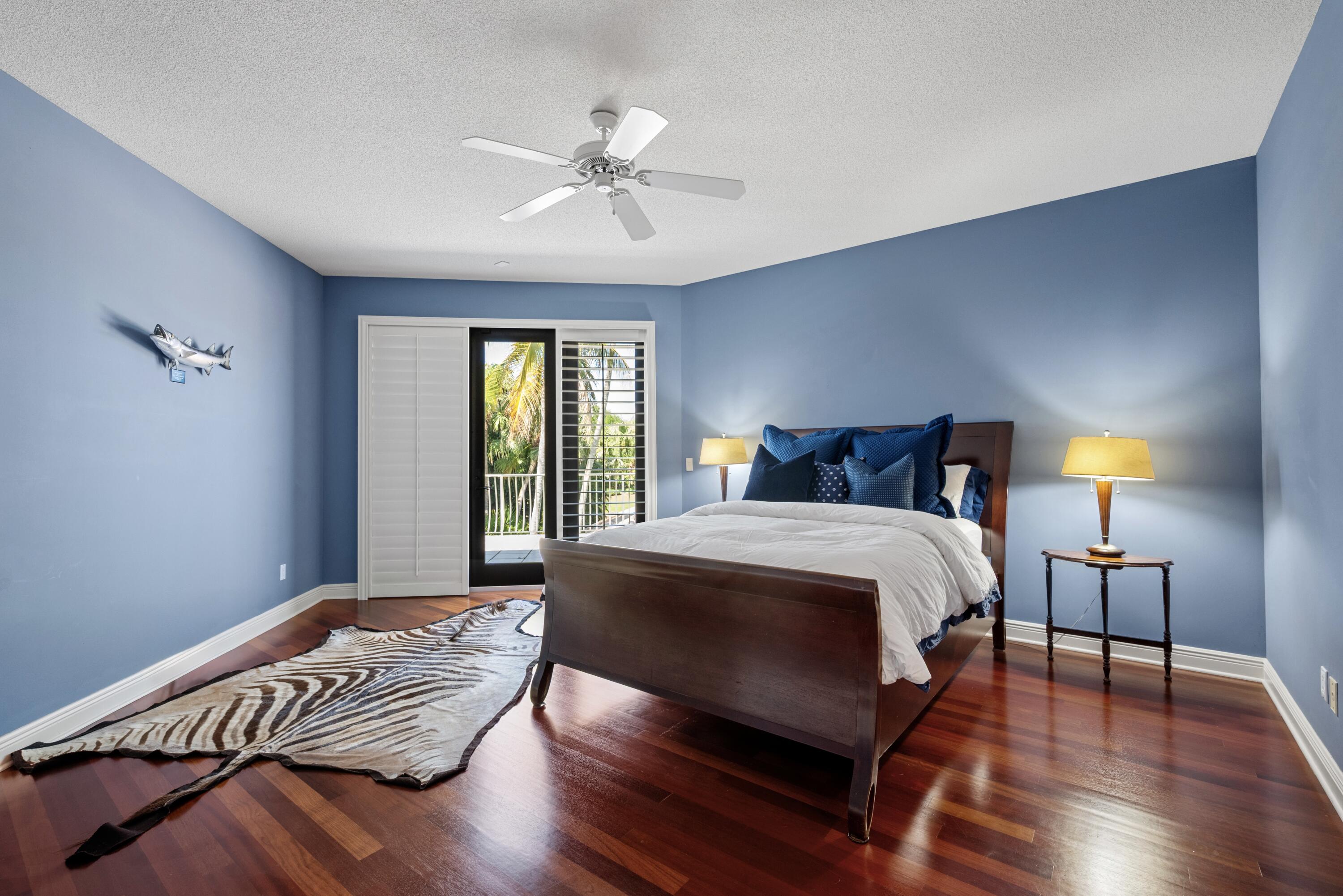 18800 Long Lake Drive