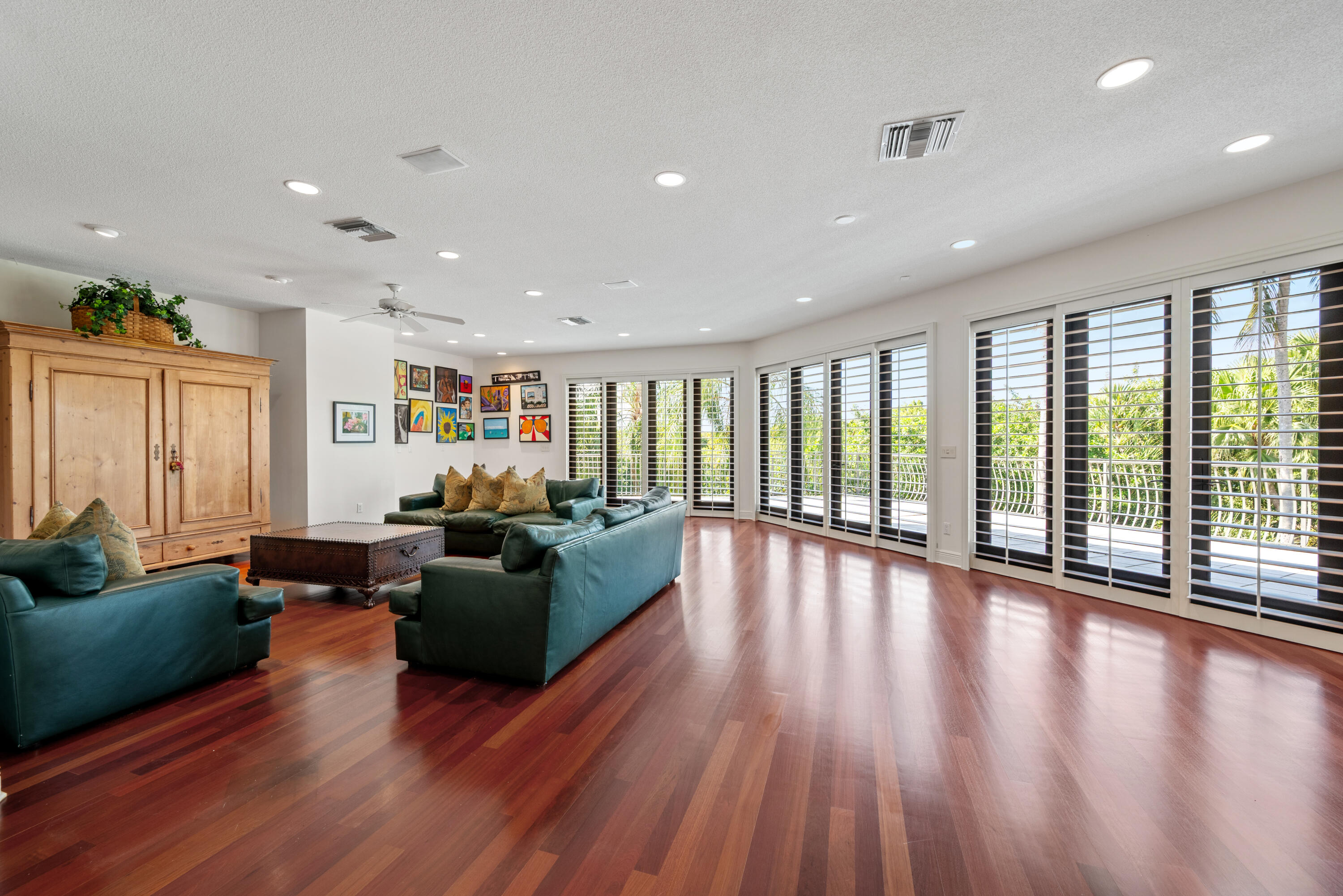 18800 Long Lake Drive