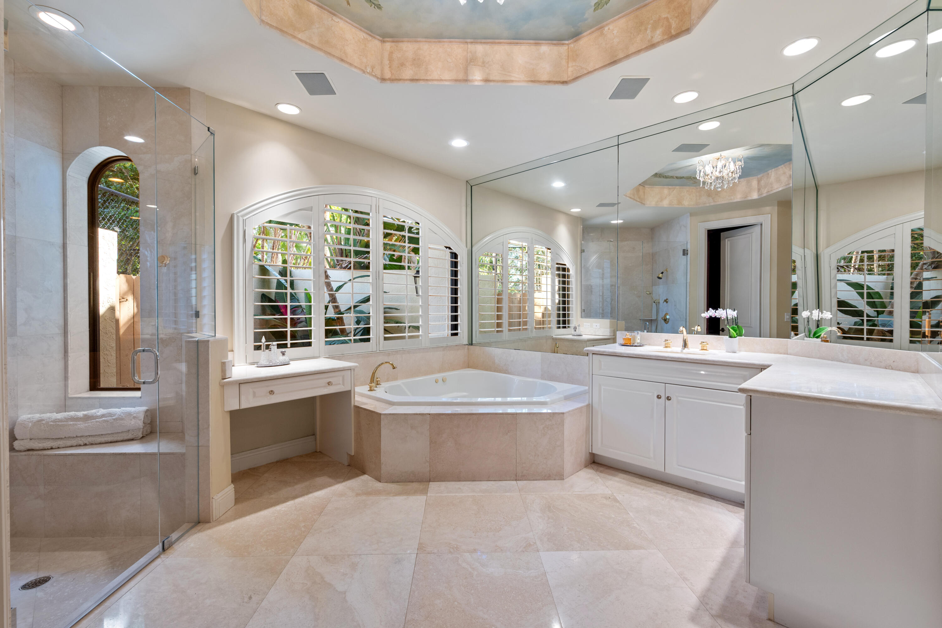 18800 Long Lake Drive