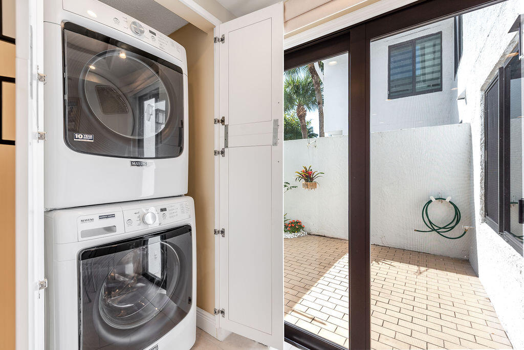 15351 Strathearn Drive 10302