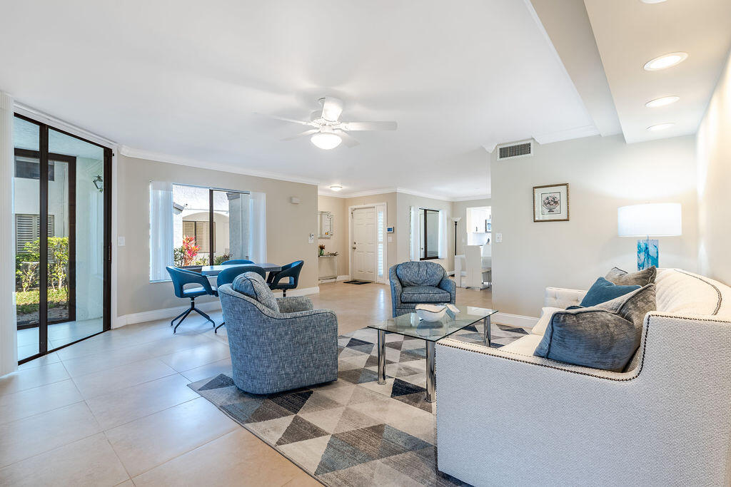 15351 Strathearn Drive 10302