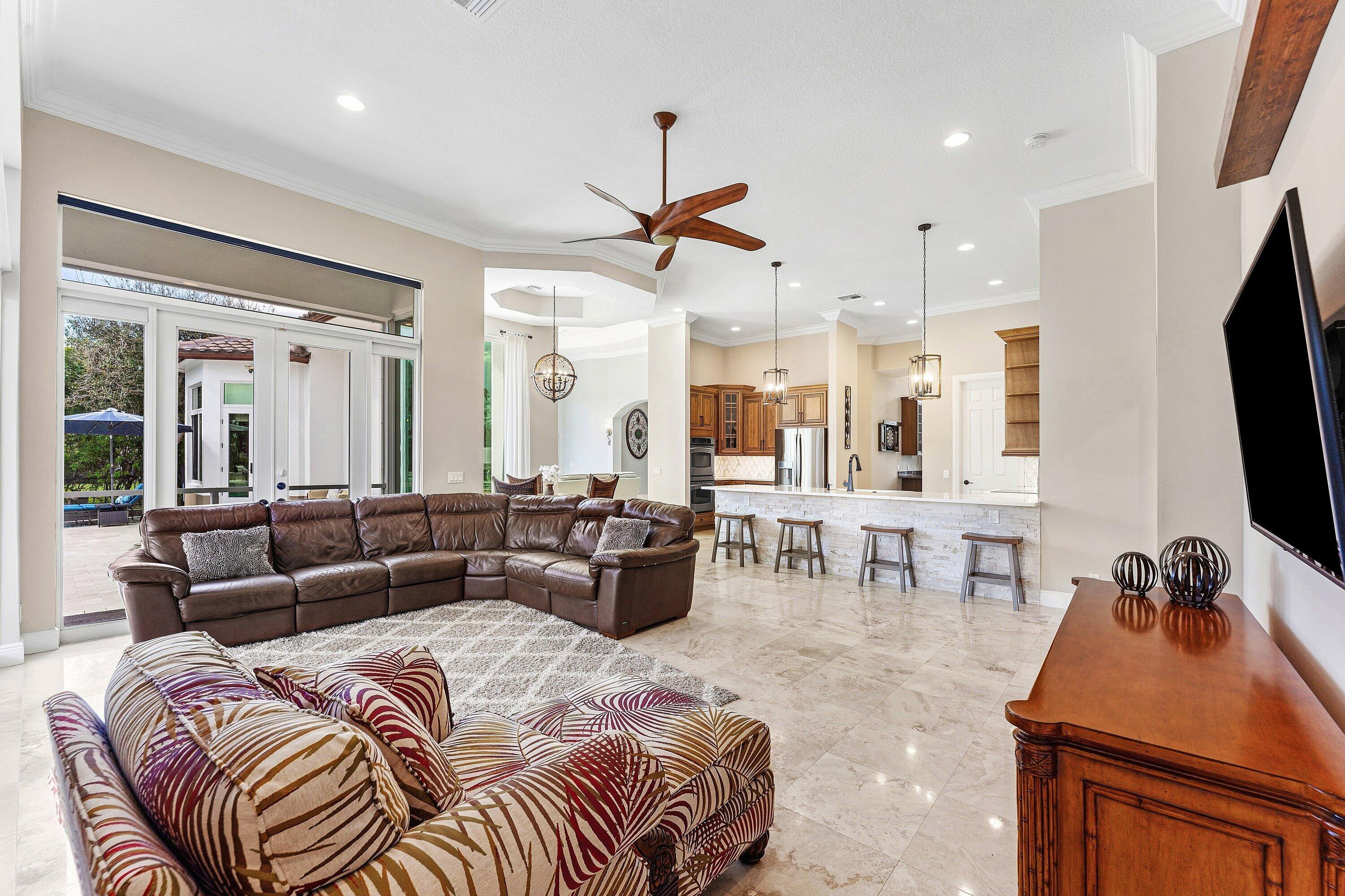 8880 S Kendale Circle