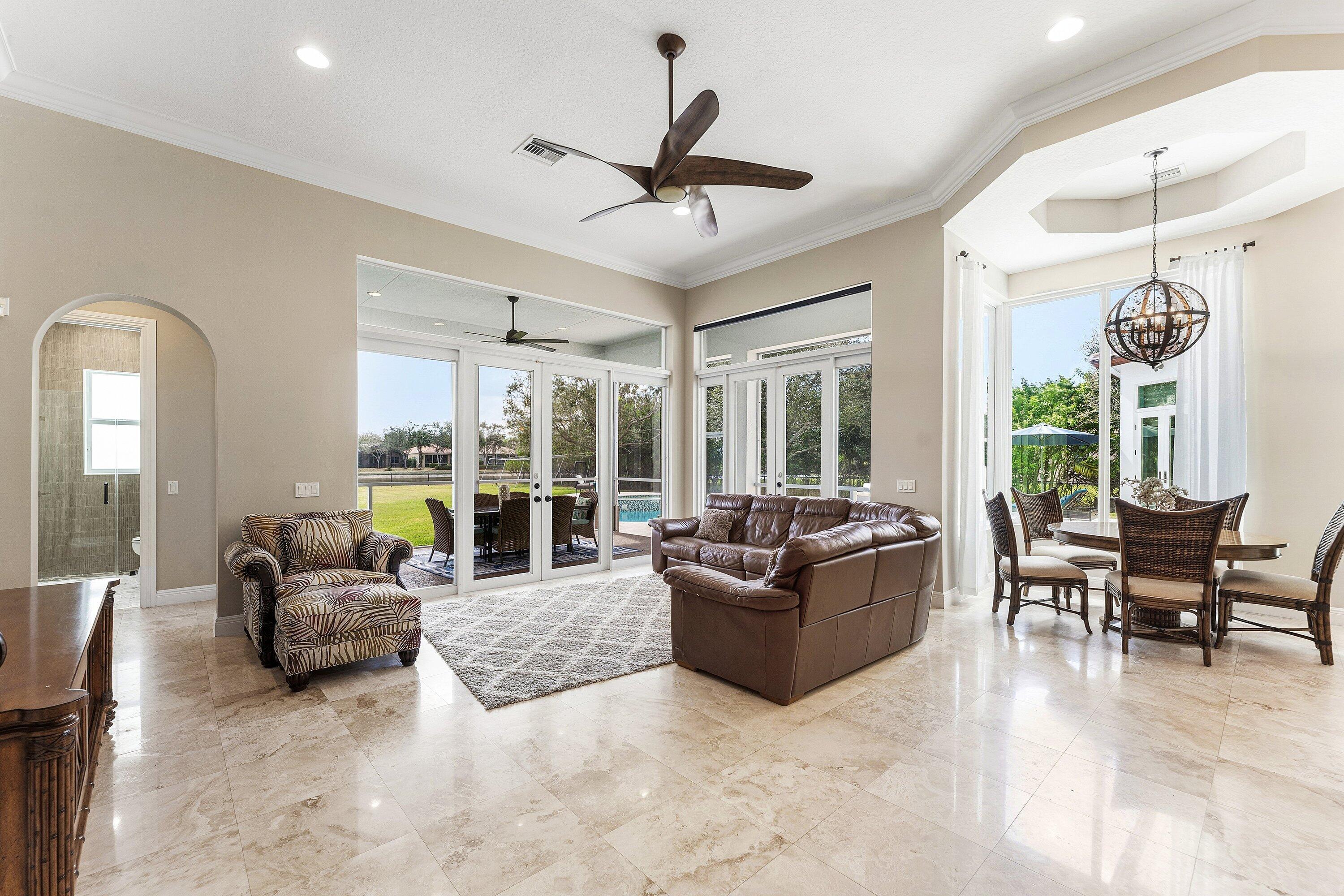 8880 S Kendale Circle