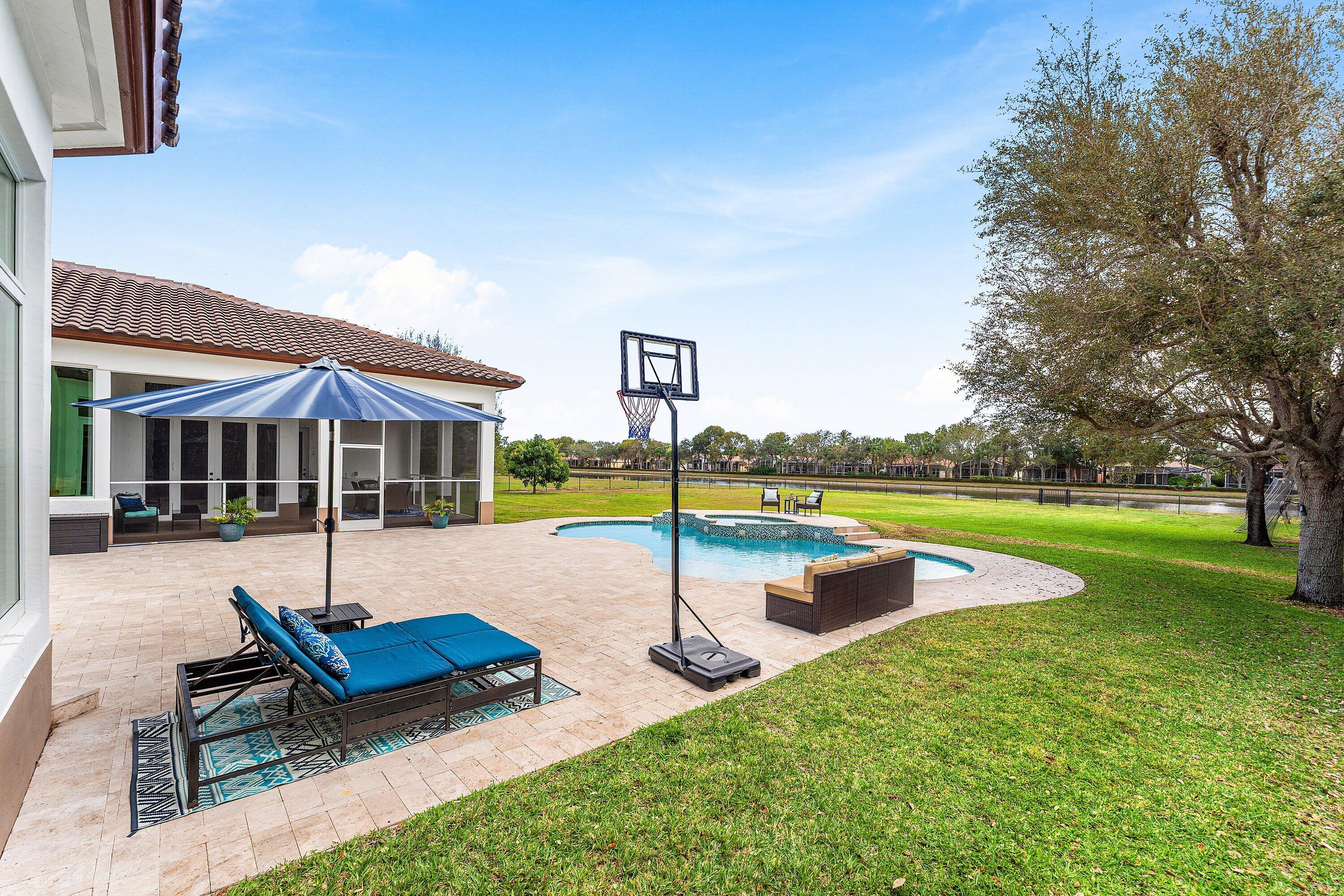 8880 S Kendale Circle