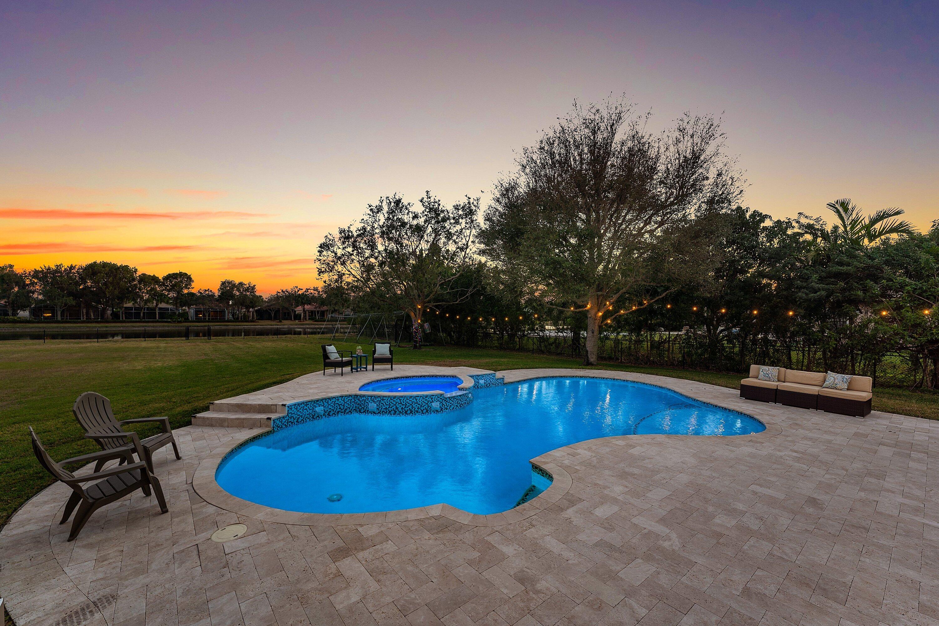 8880 S Kendale Circle